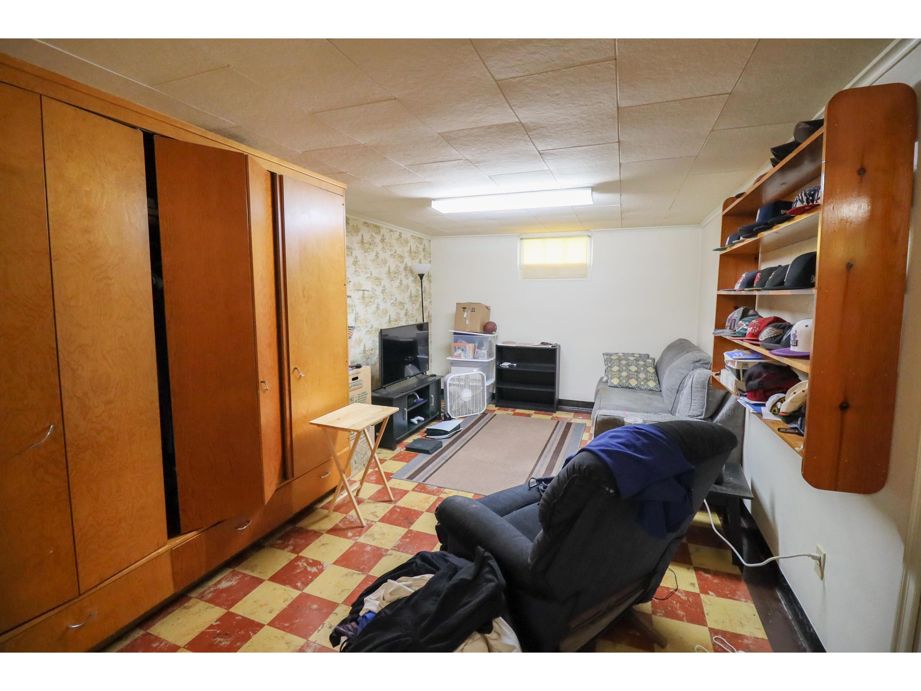 1641 Denton La Crosse WI 54601 1970346 image19