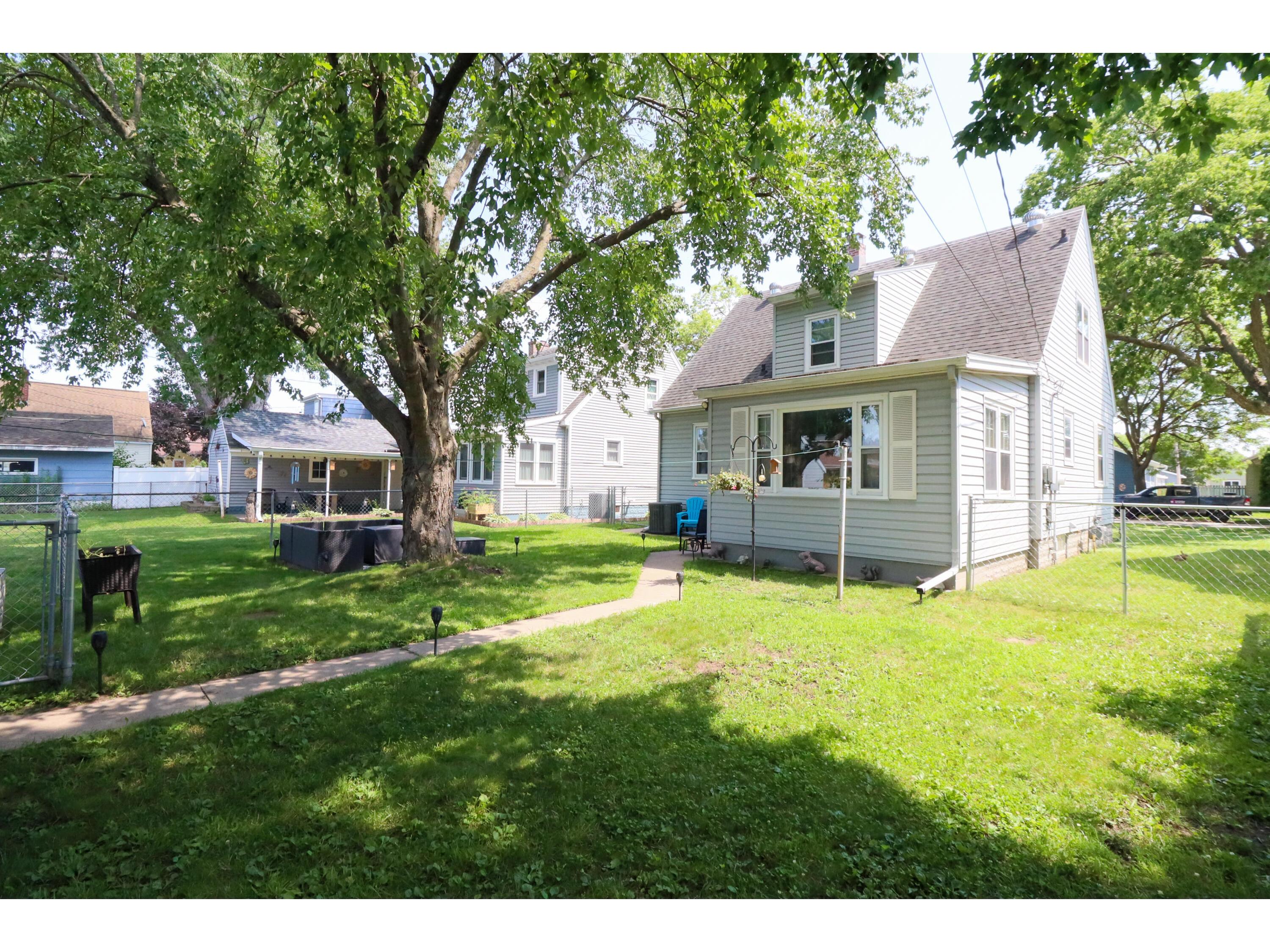 1641 Denton La Crosse WI 54601 1970346 image23