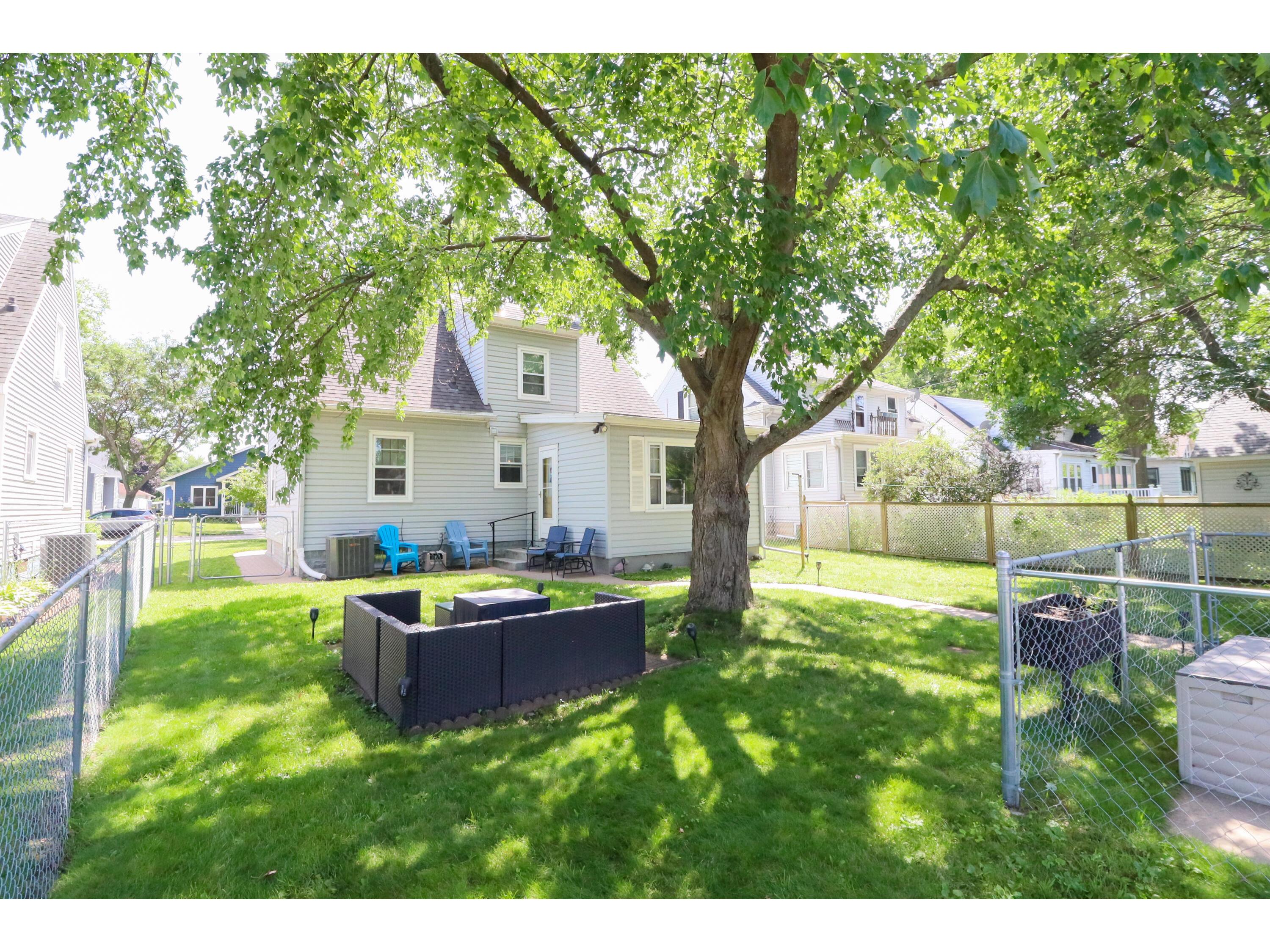 1641 Denton La Crosse WI 54601 1970346 image25
