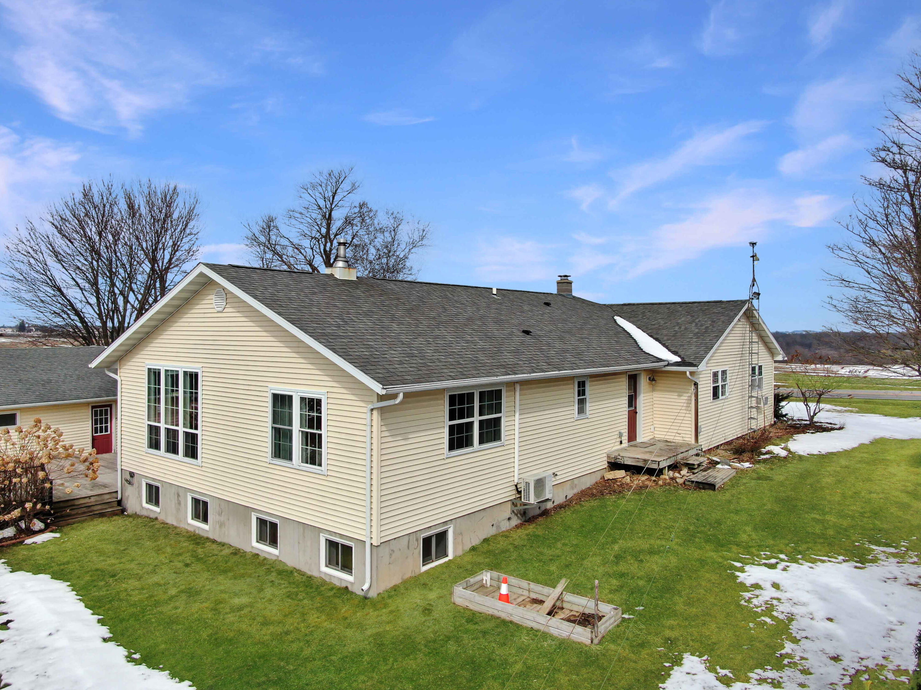 16433 State Highway 27 Utica WI 54628 1952672 image50