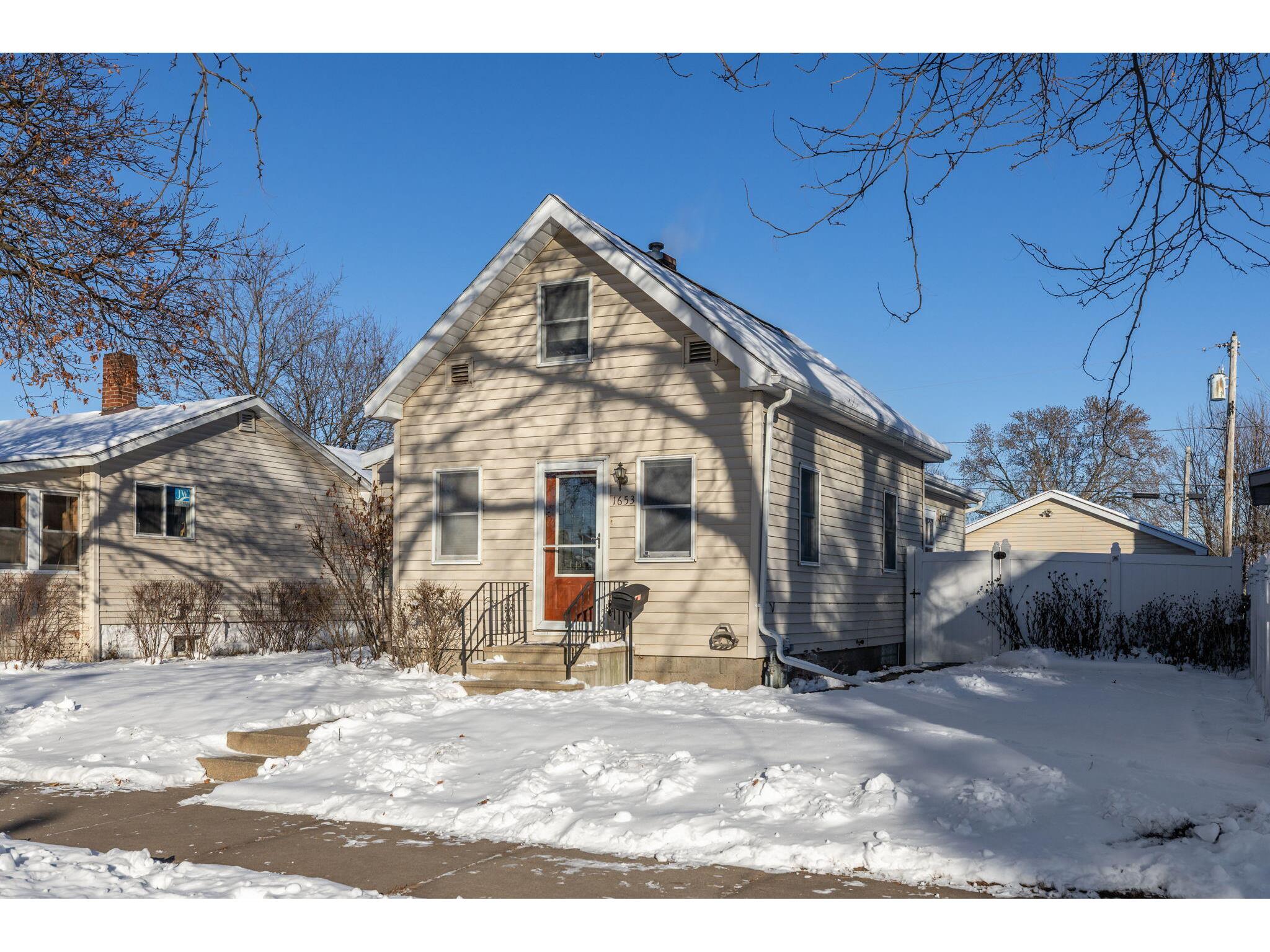 1653 Redfield La Crosse WI 54601 1944818 image1
