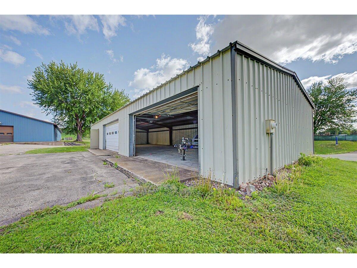 16771 S 15th Galesville WI 54630 1964393 image49