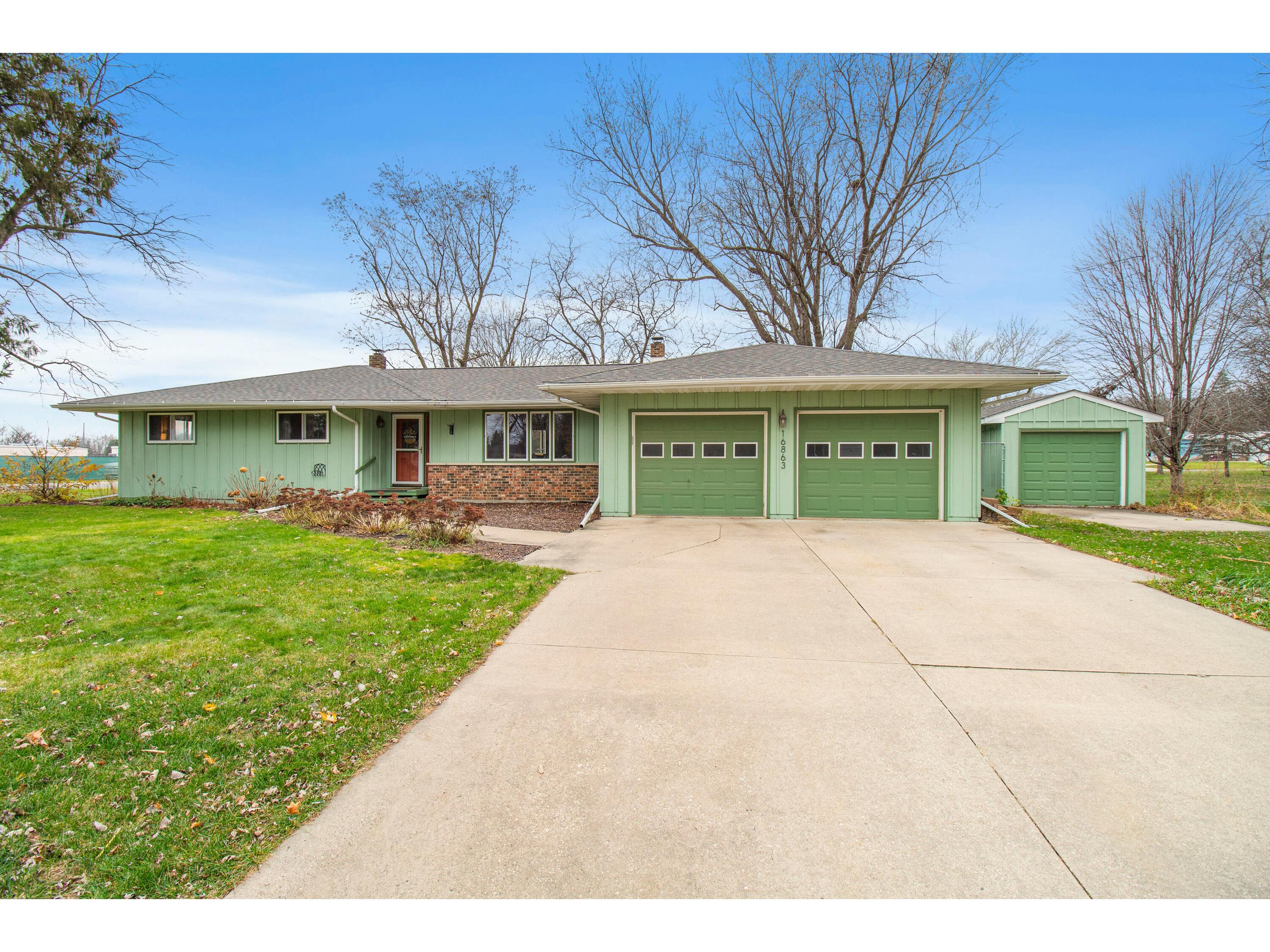 16863 S 12th Galesville WI 54630 1900470 image1