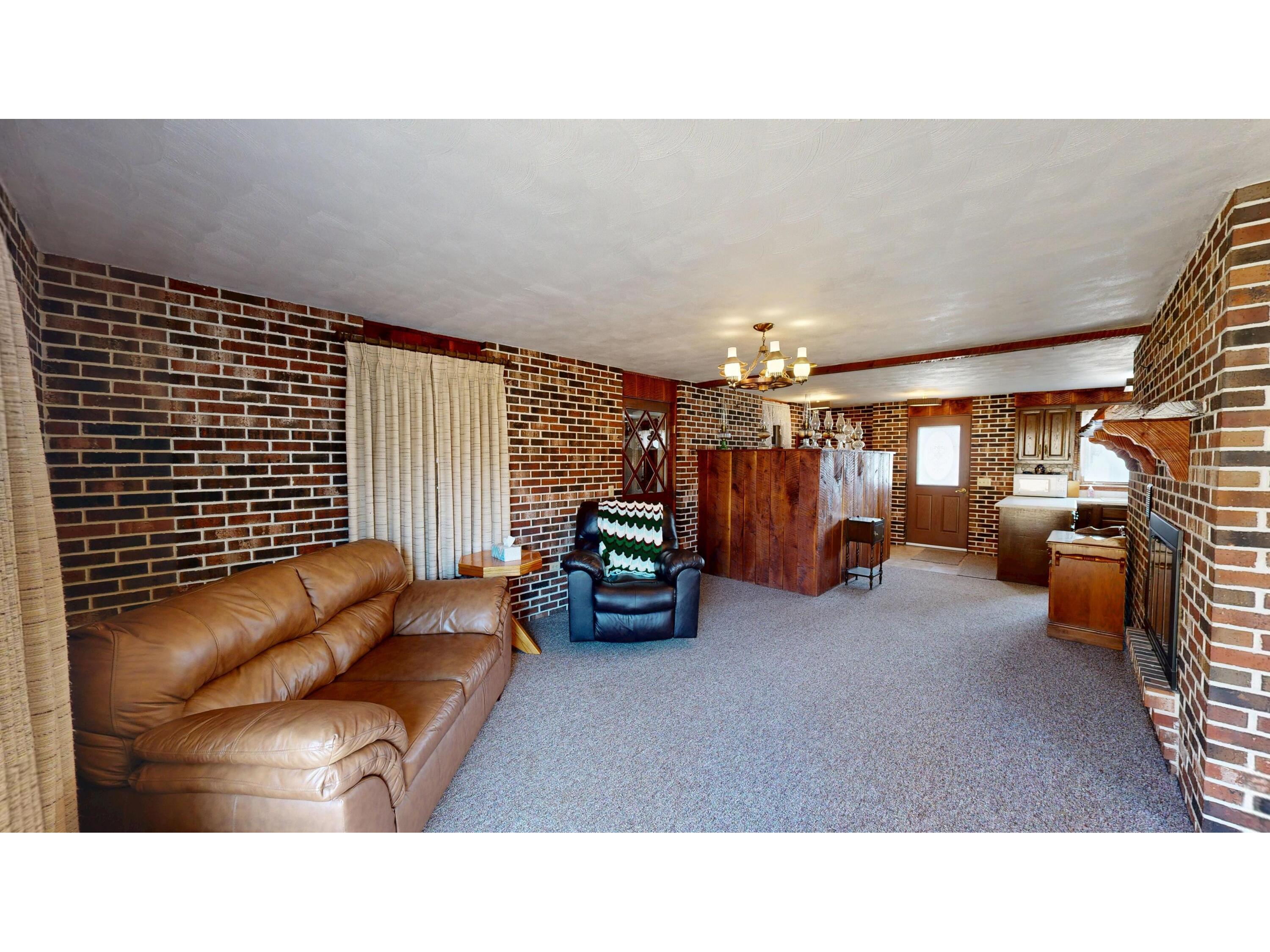 16884 County Road S Hickory Grove WI 53805 1952773 image10