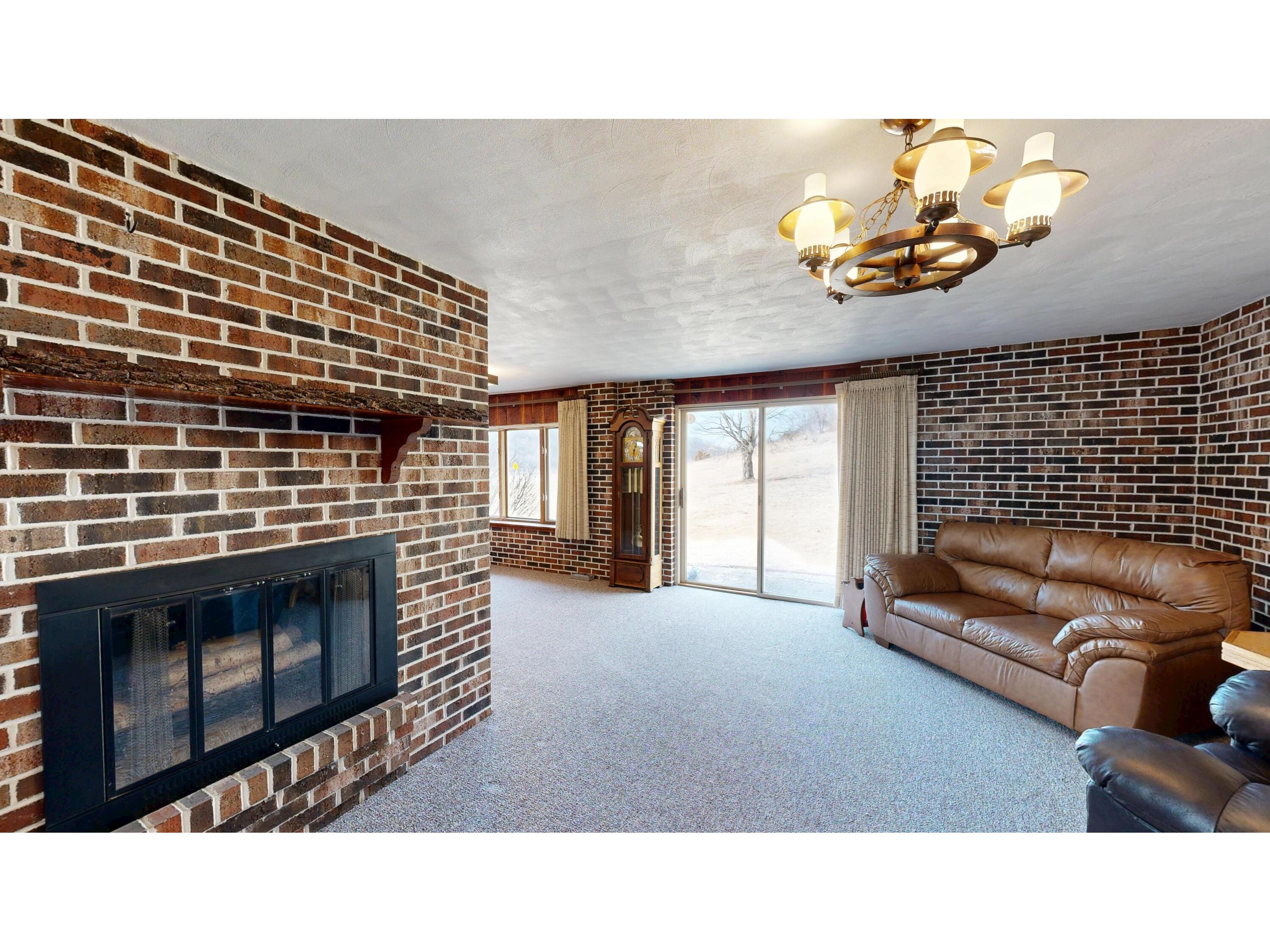 16884 County Road S Hickory Grove WI 53805 1952773 image11