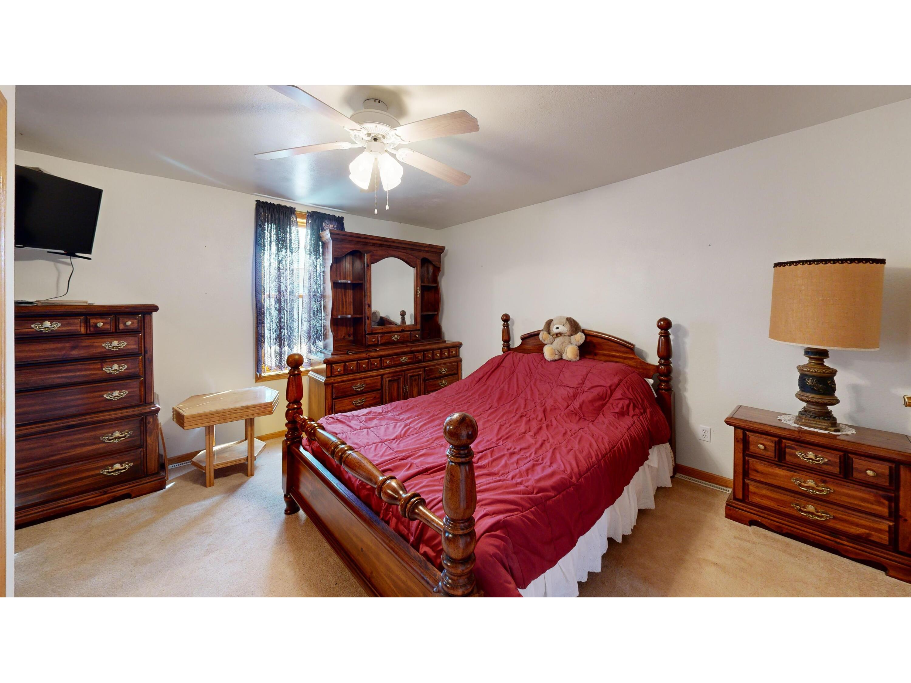 16884 County Road S Hickory Grove WI 53805 1952773 image19