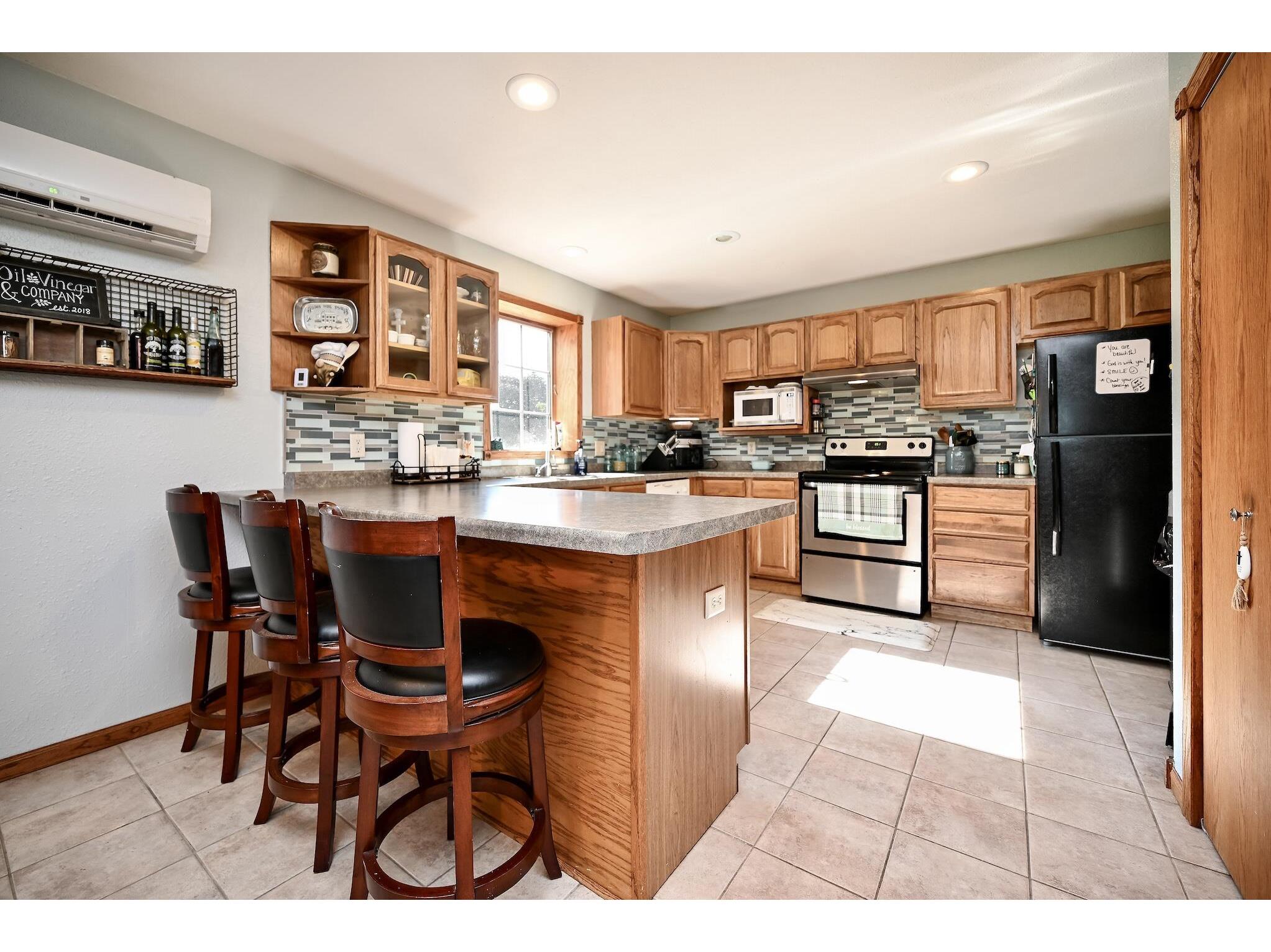 17 Williams Lewiston MN 55952 1947556 image21