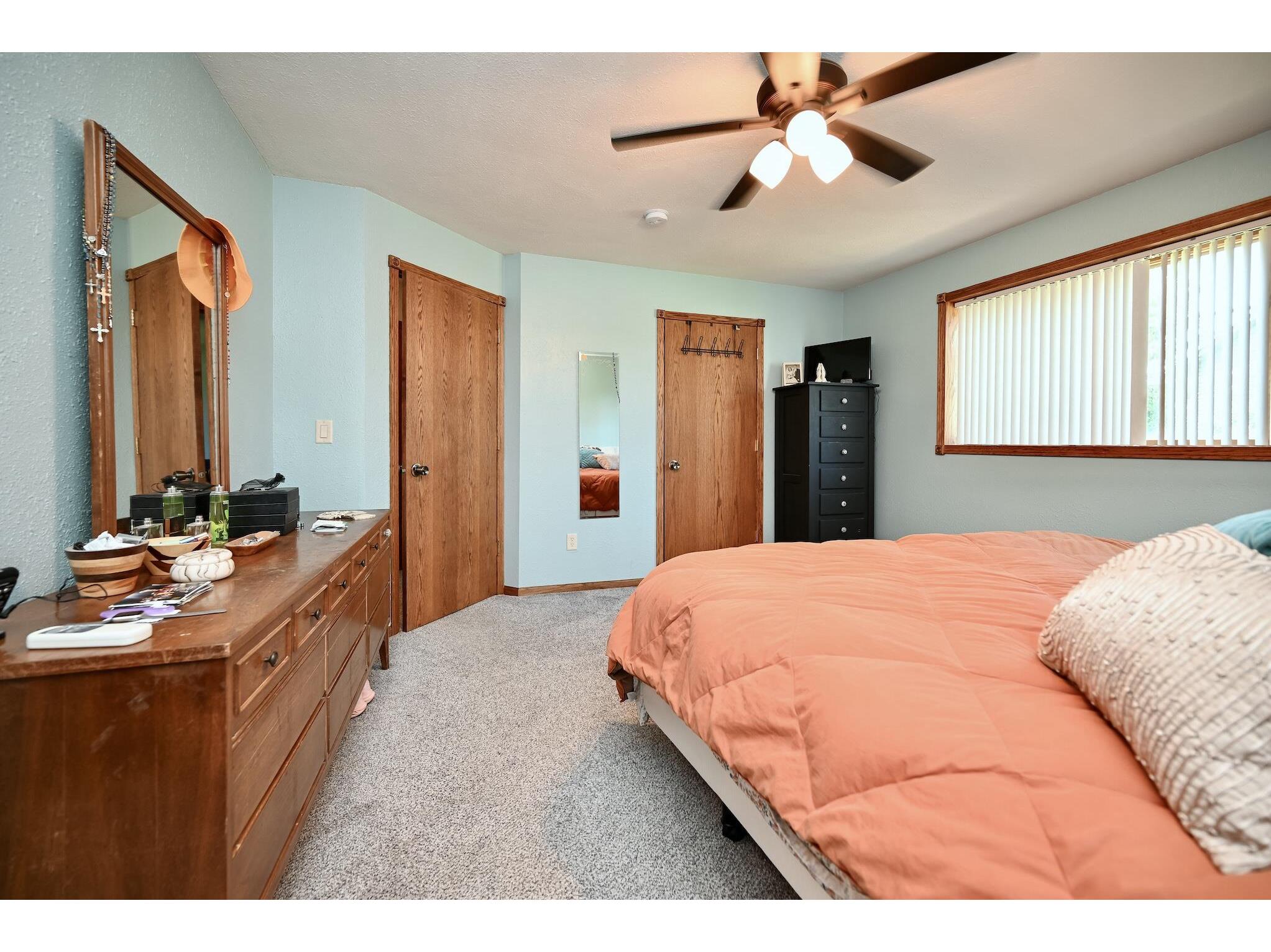 17 Williams Lewiston MN 55952 1947556 image26