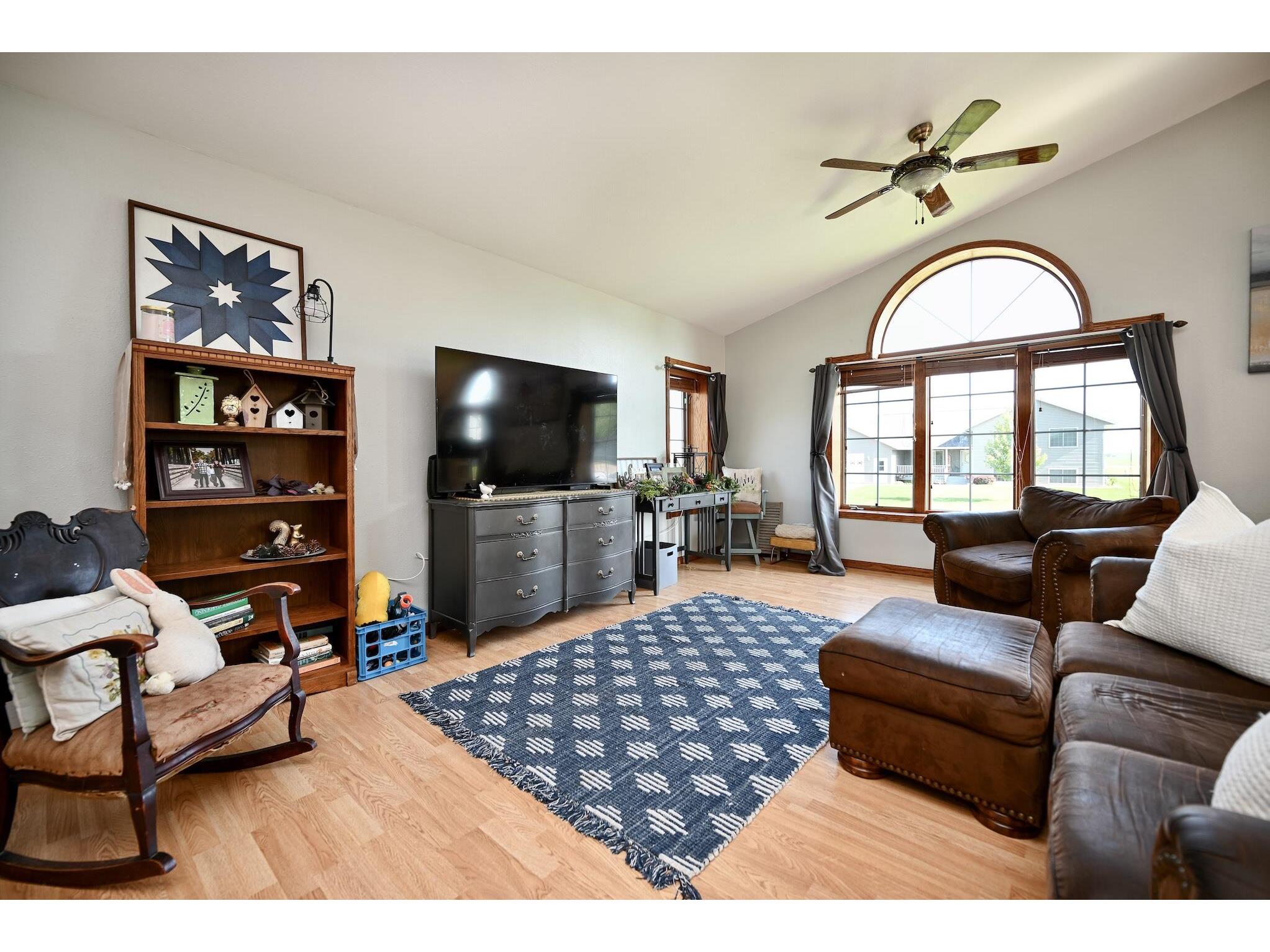 17 Williams Lewiston MN 55952 1947556 image4