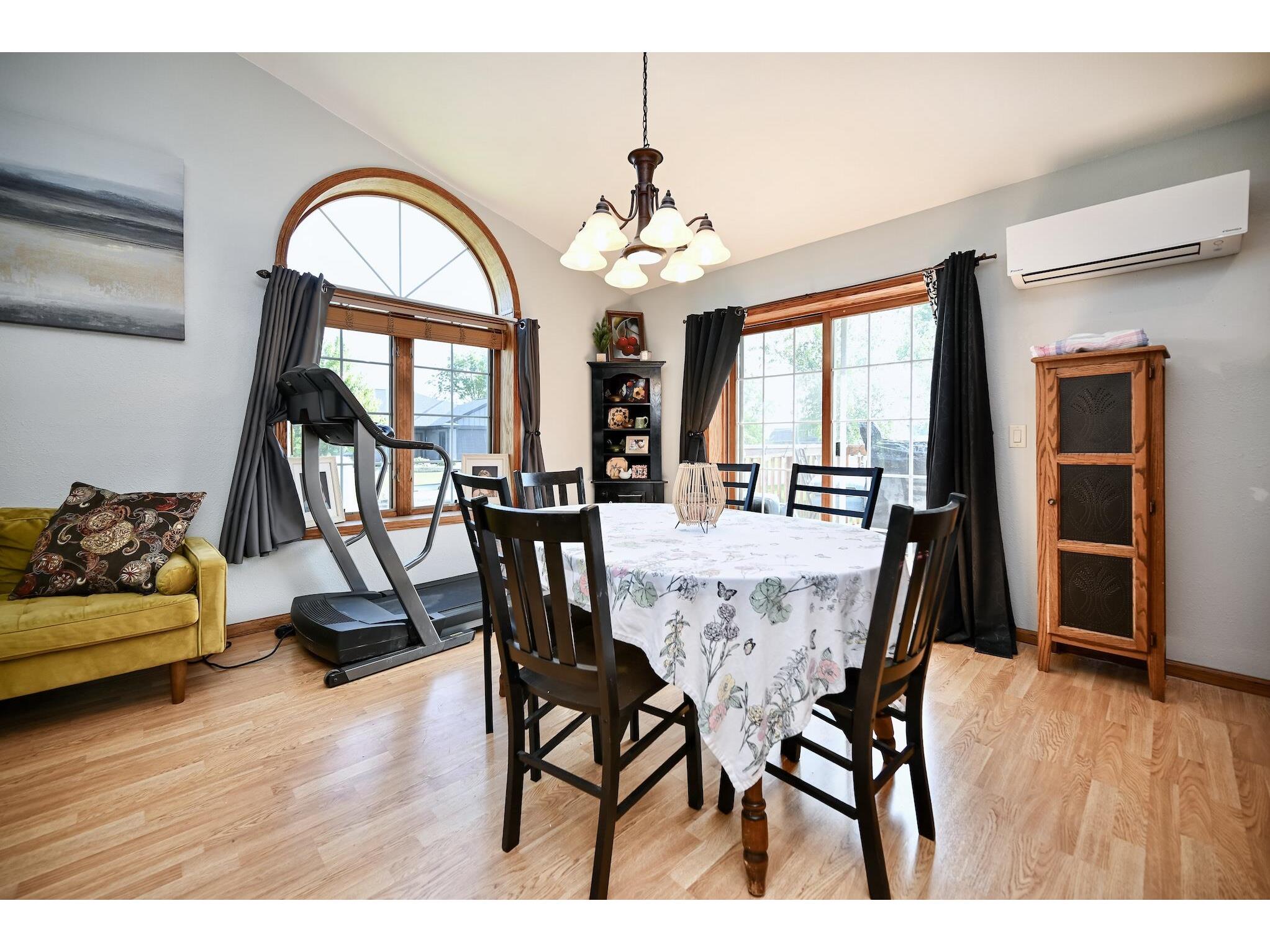 17 Williams Lewiston MN 55952 1947556 image5