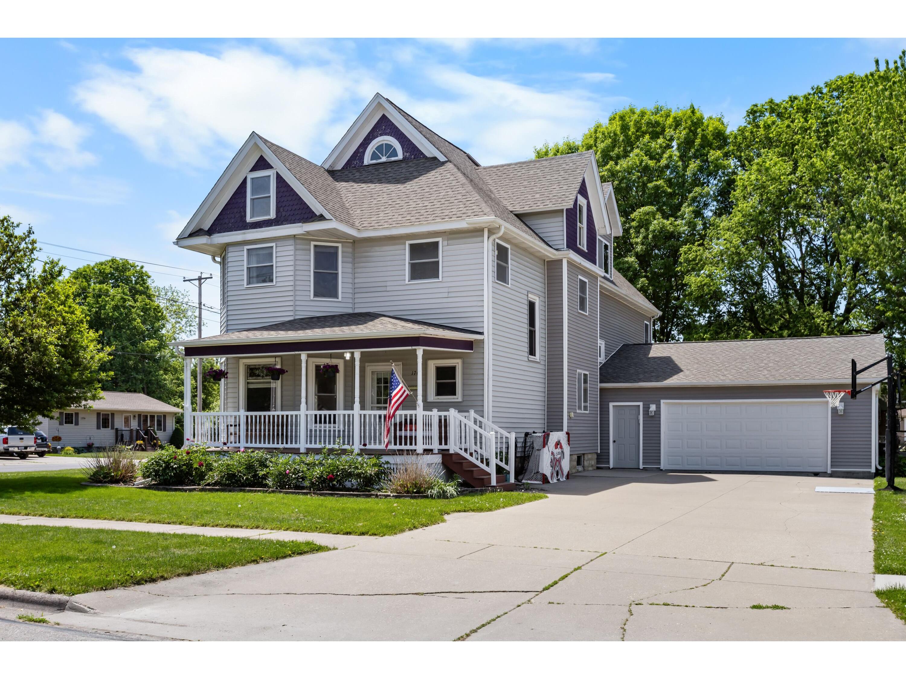 170 West West Salem WI 54669 1964788 image1
