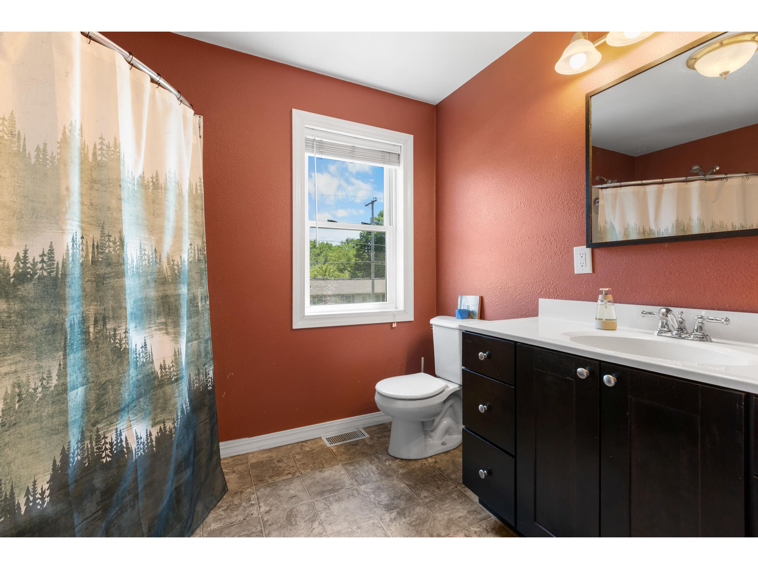 170 West West Salem WI 54669 1964788 image21