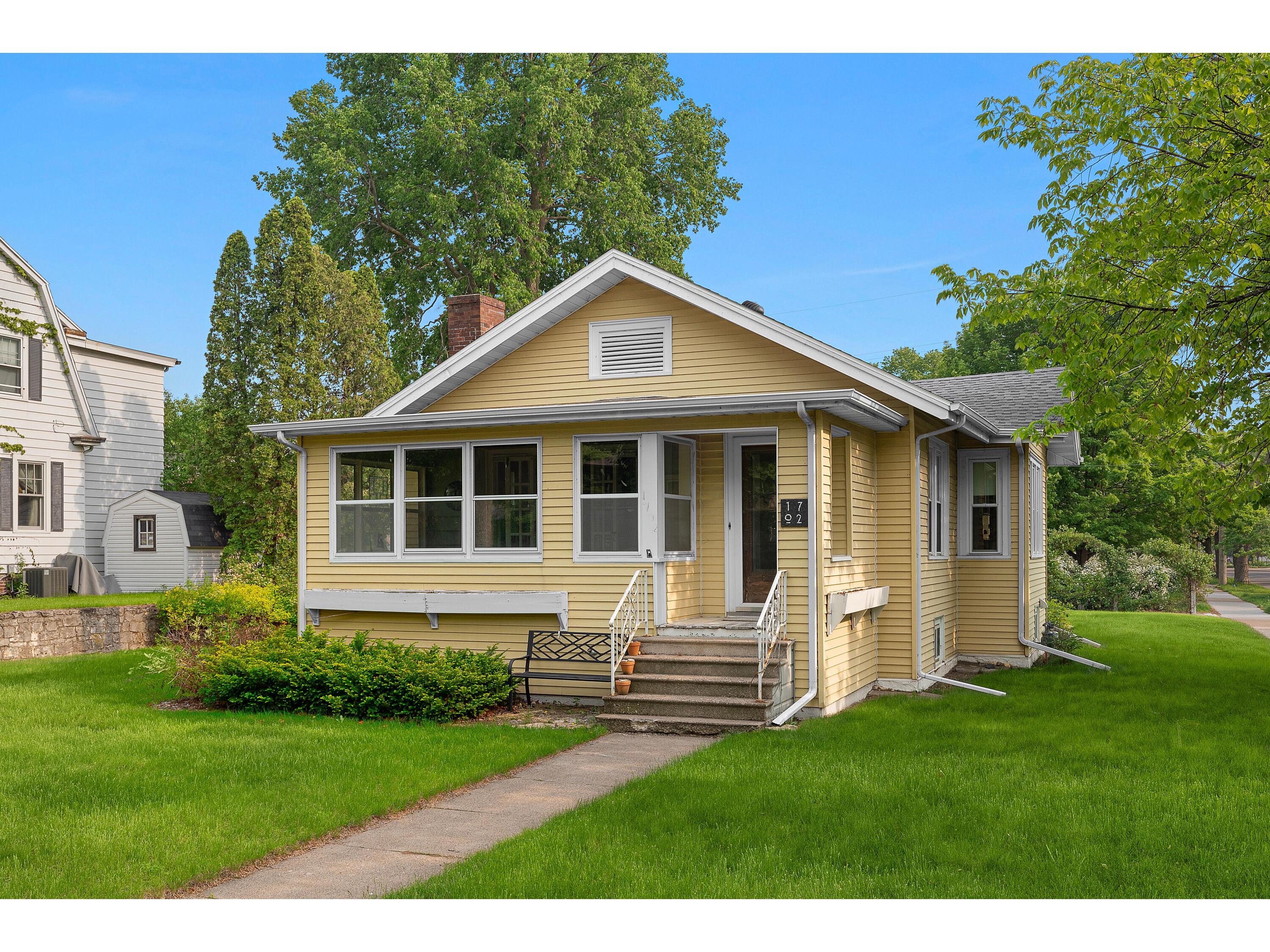 1702 Cass La Crosse WI 54601 1875569 image1
