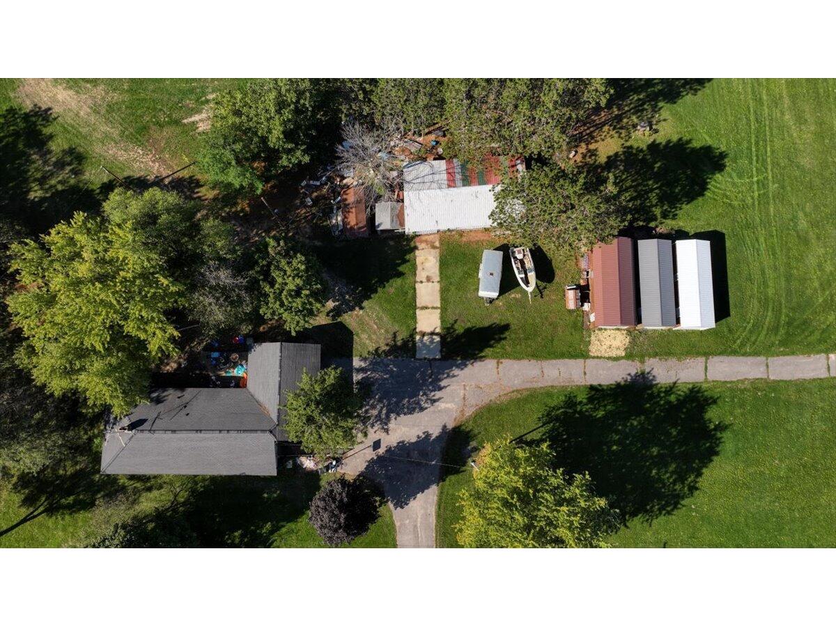 1704 N Superior Tomah WI 54660 1910613 image25