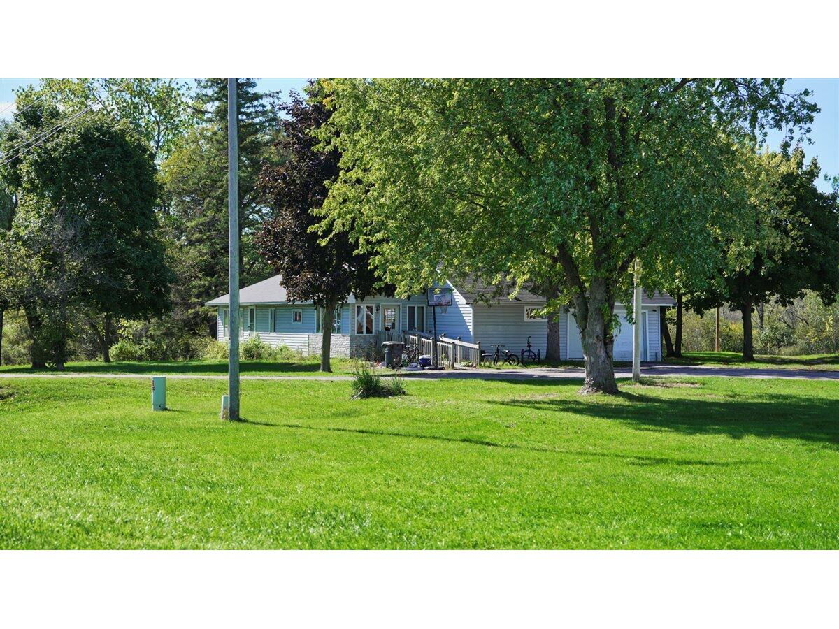 1704 N Superior Tomah WI 54660 1910613 image26