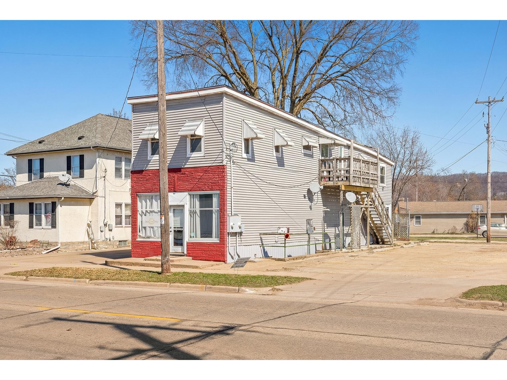 1705 - 1707 16th La Crosse WI 54601 1956682 image2