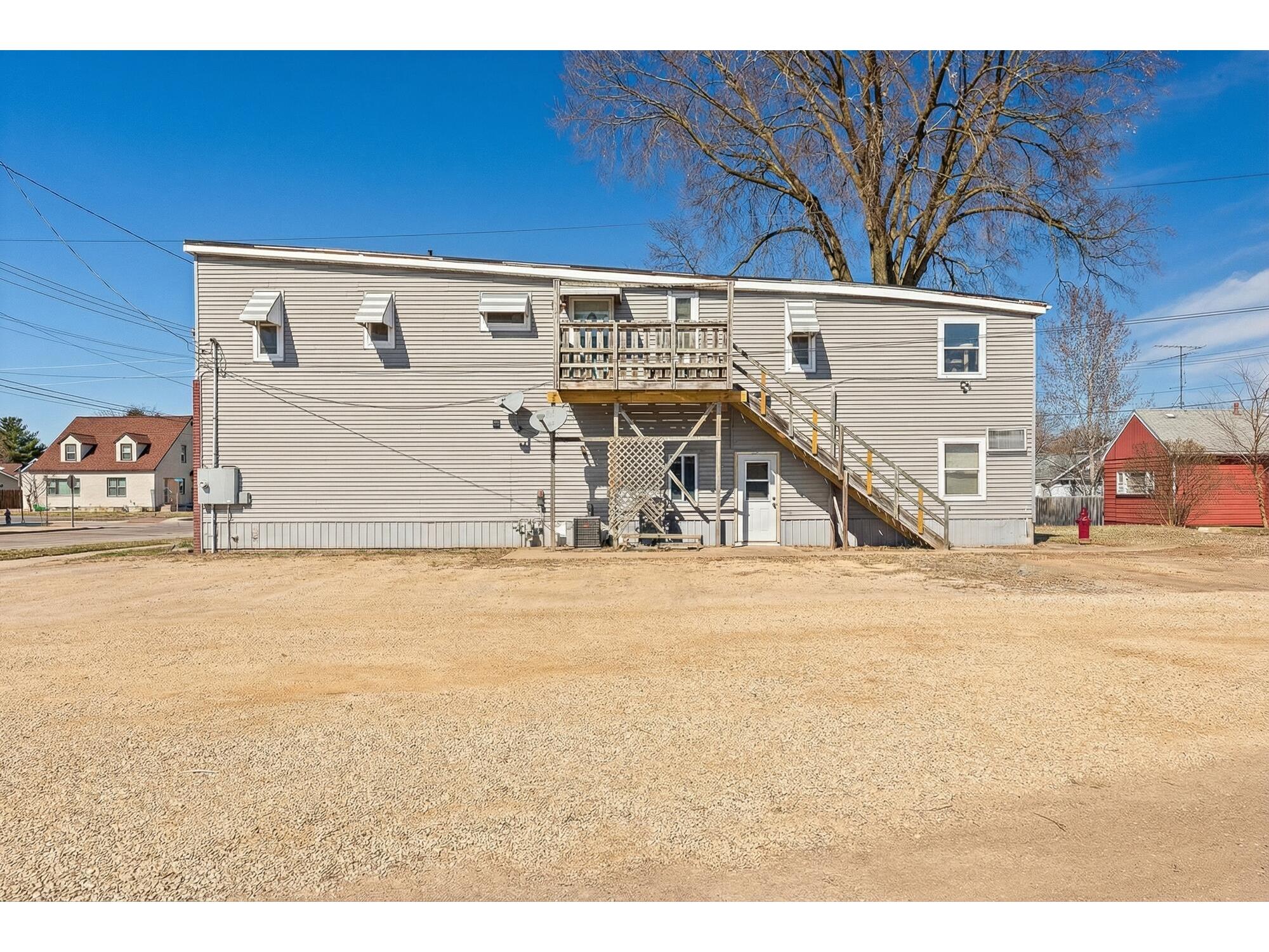 1705 - 1707 16th La Crosse WI 54601 1956682 image20