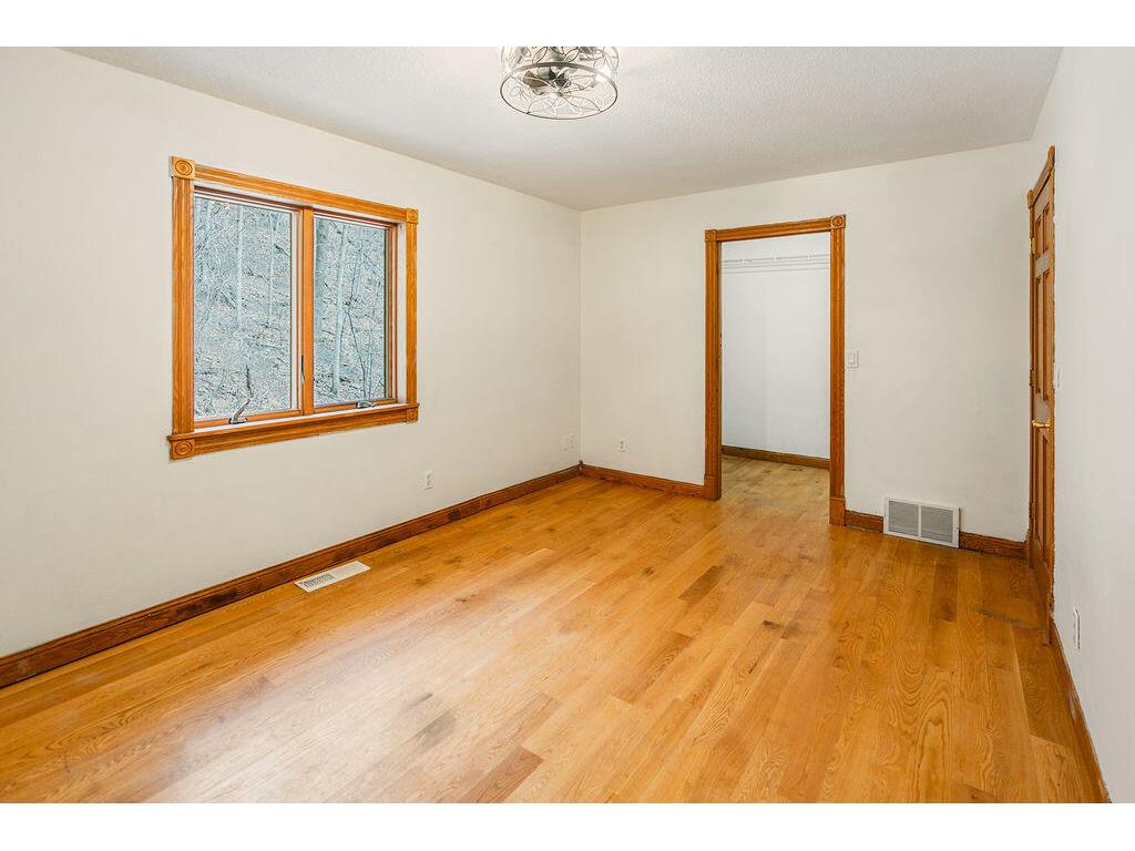 1705 Ohlsun La Crosse WI 54601 1956023 image26