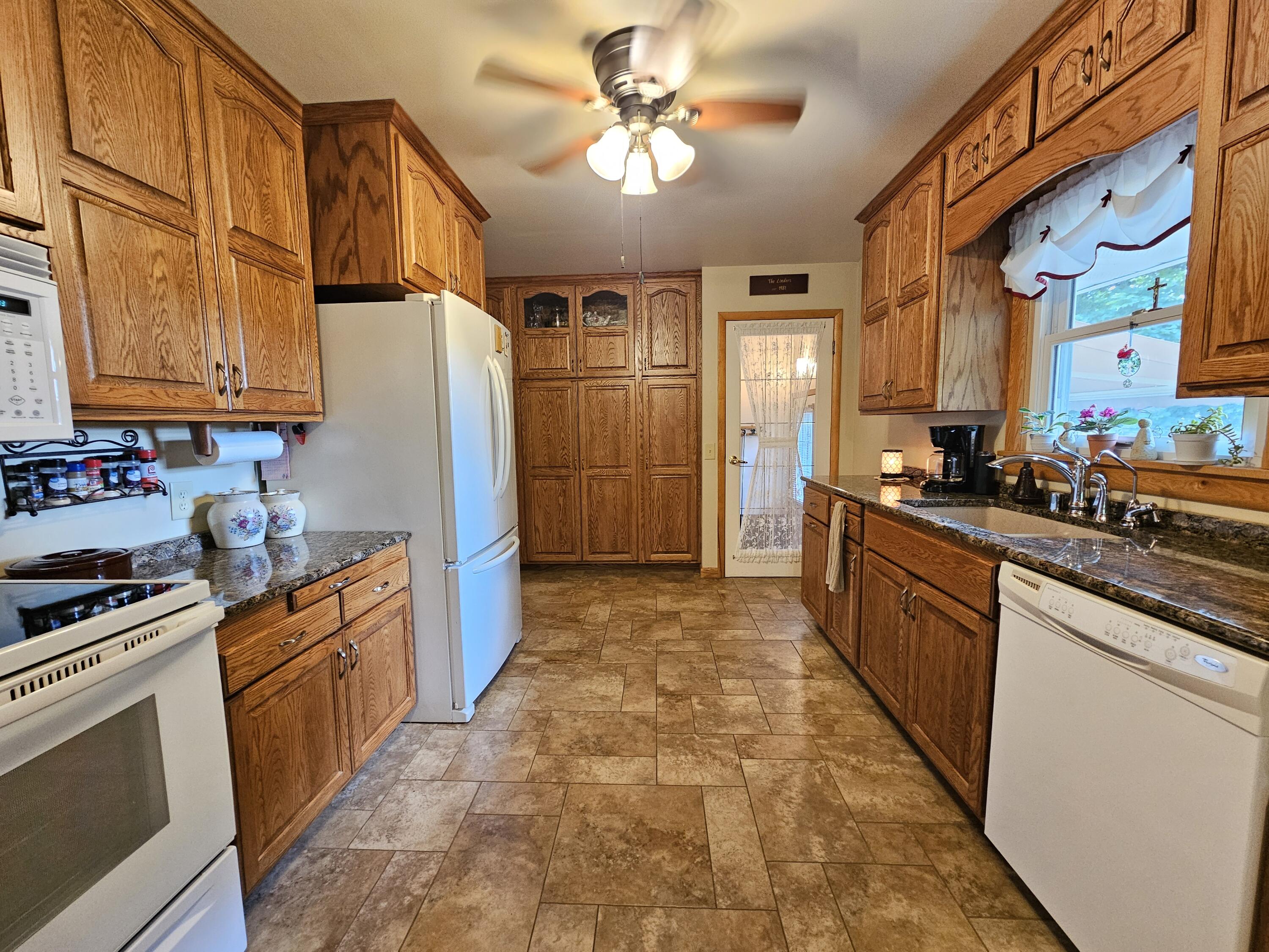 17065 Hammer Rd Sparta WI 54656 1967780 image11