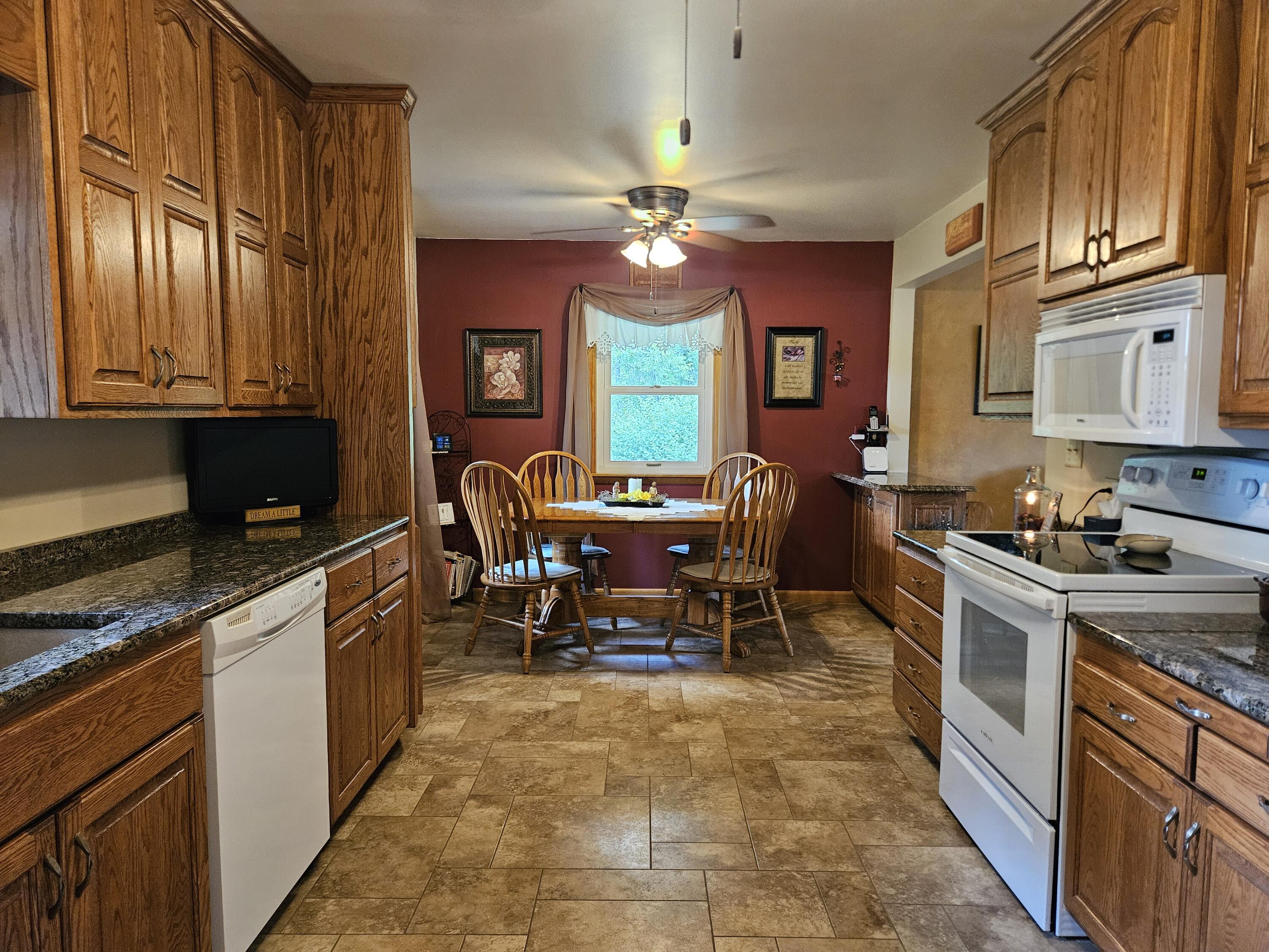 17065 Hammer Rd Sparta WI 54656 1967780 image13