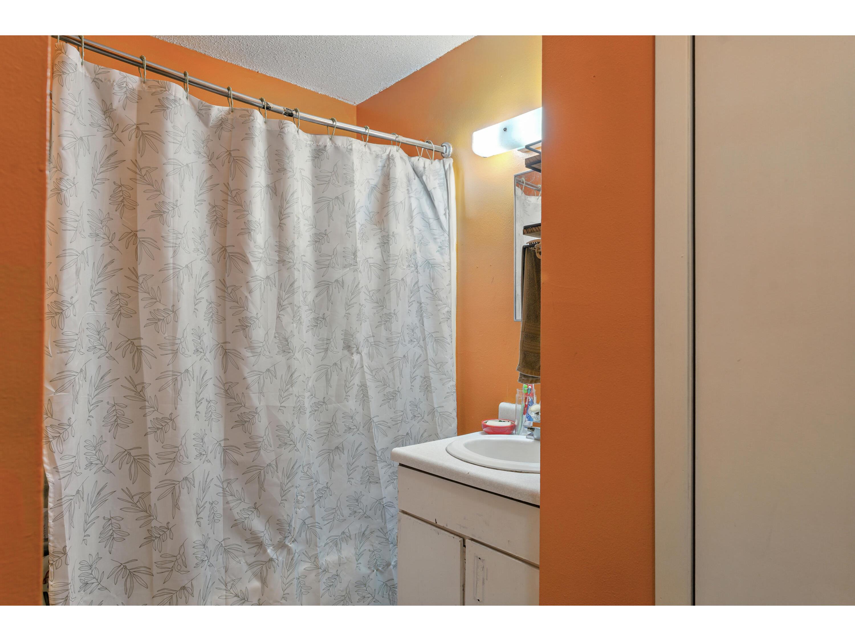 1711 George La Crosse WI 54603 1958792 image10