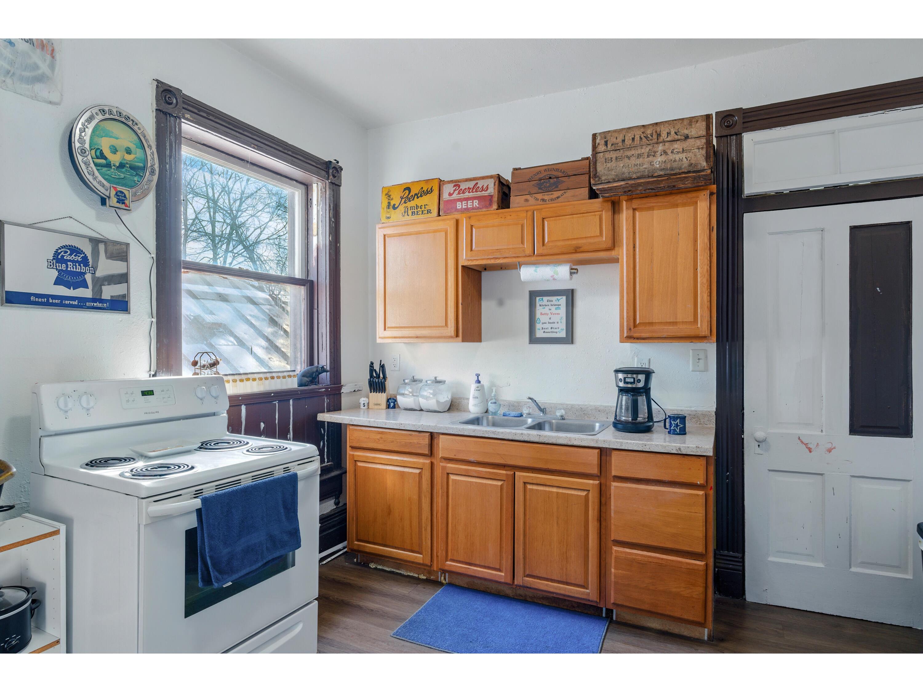 1711 George La Crosse WI 54603 1958792 image24