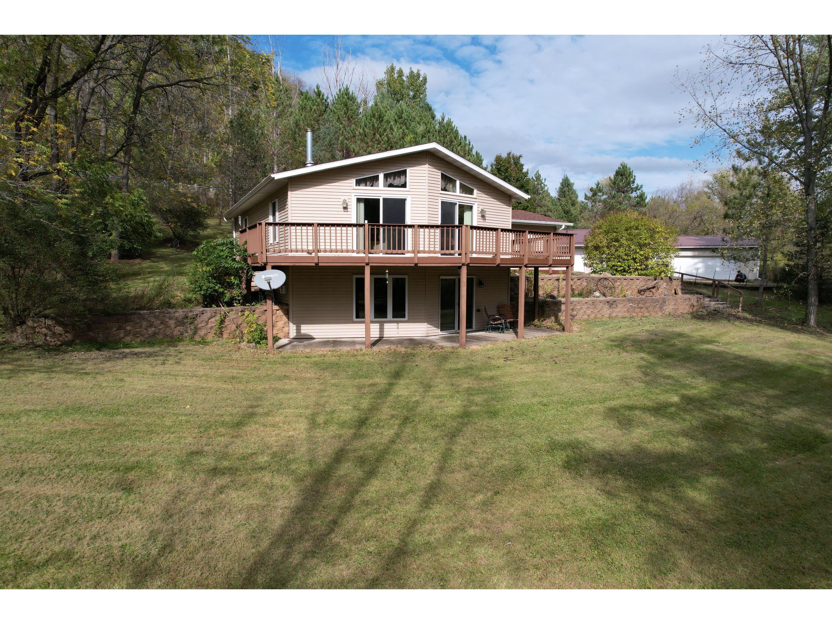 17125 Campfire Seneca WI 54628 - Copper Creek 1853442 image1