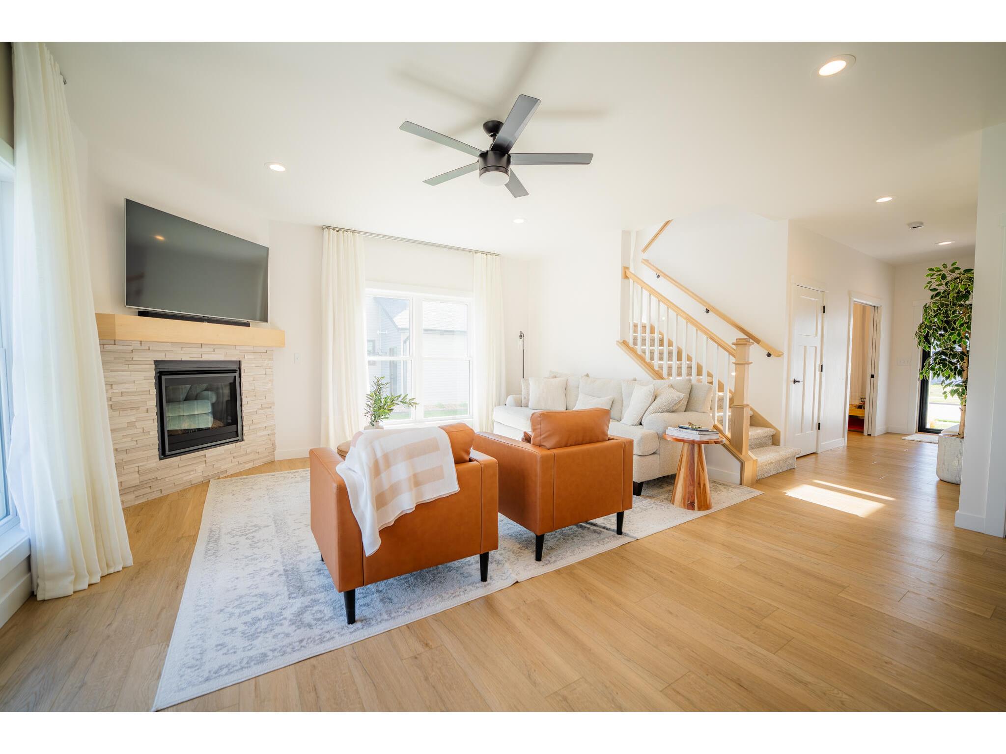 1713 Fox Glove Holmen WI 54636 1964417 image2