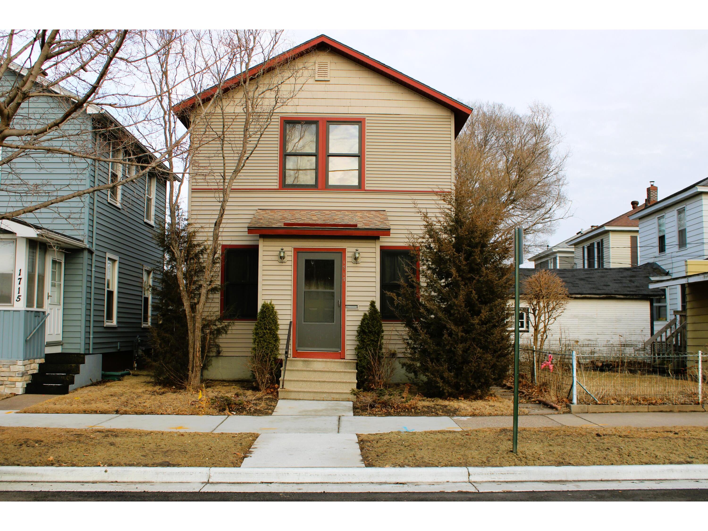 1717 9th La Crosse WI 54601 1908043 image1