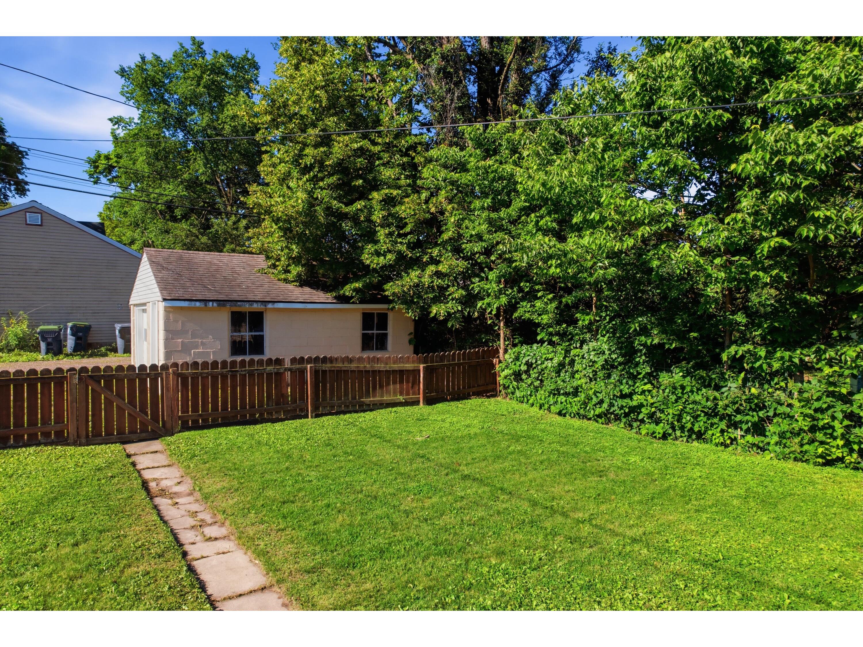 1722 Winnebago La Crosse WI 54601 1968616 image20