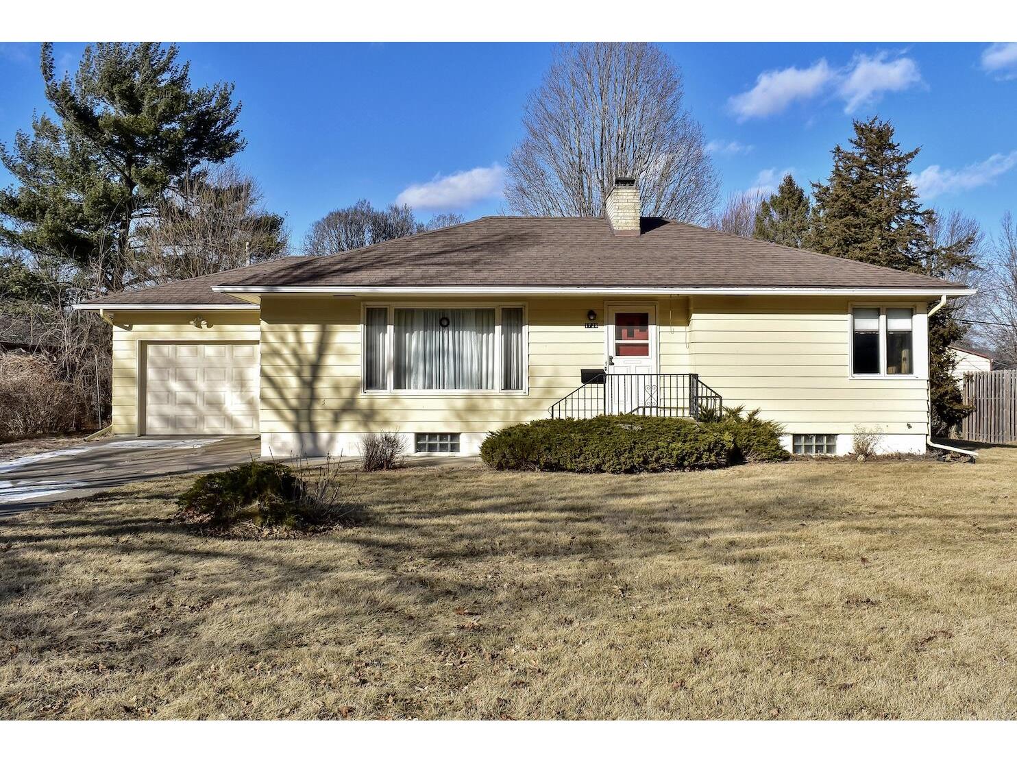 1728 Gilmore Winona MN 55987 1906380 image1