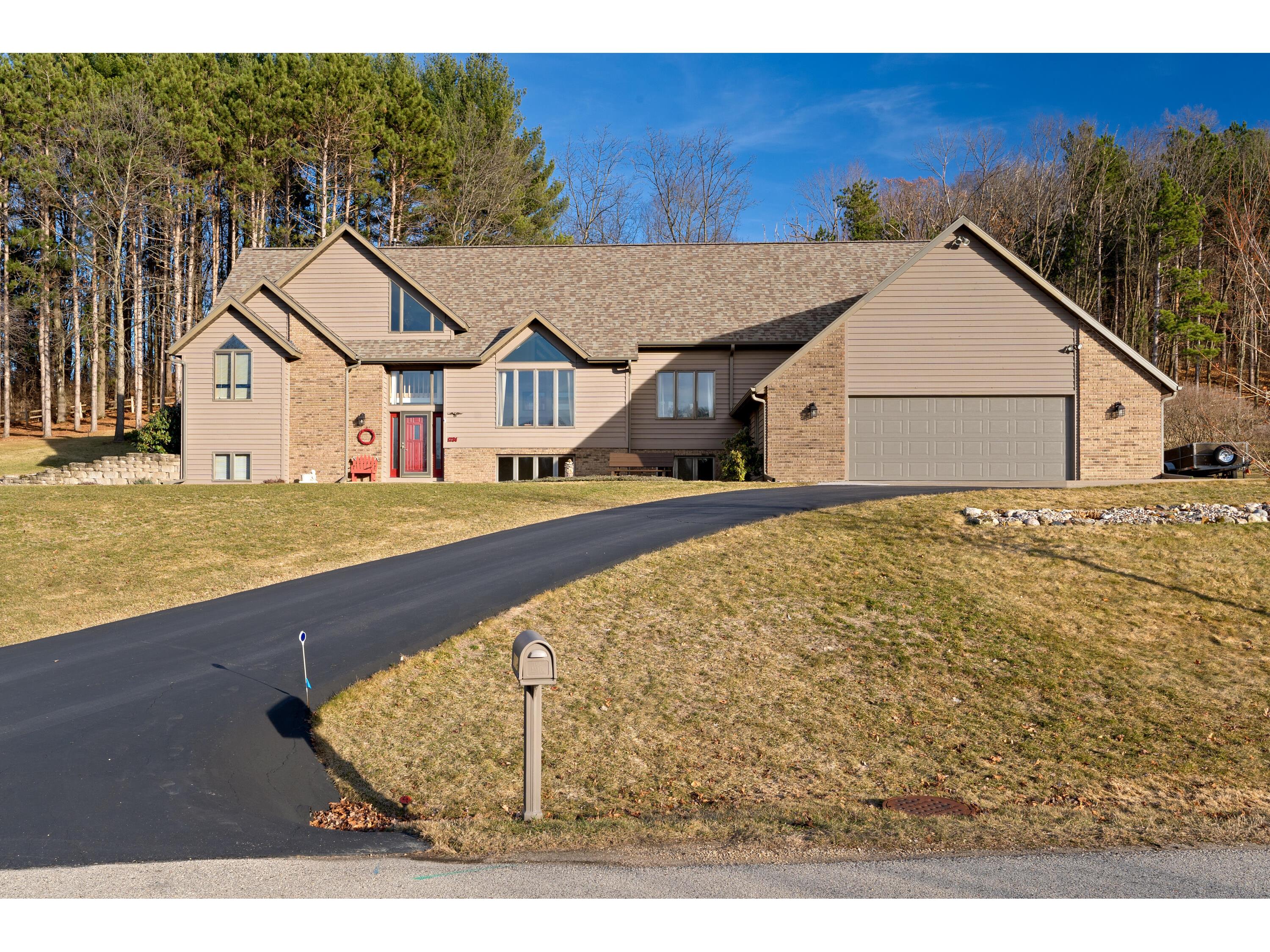 1731 S Highland Sparta WI 54656 1872569 image1
