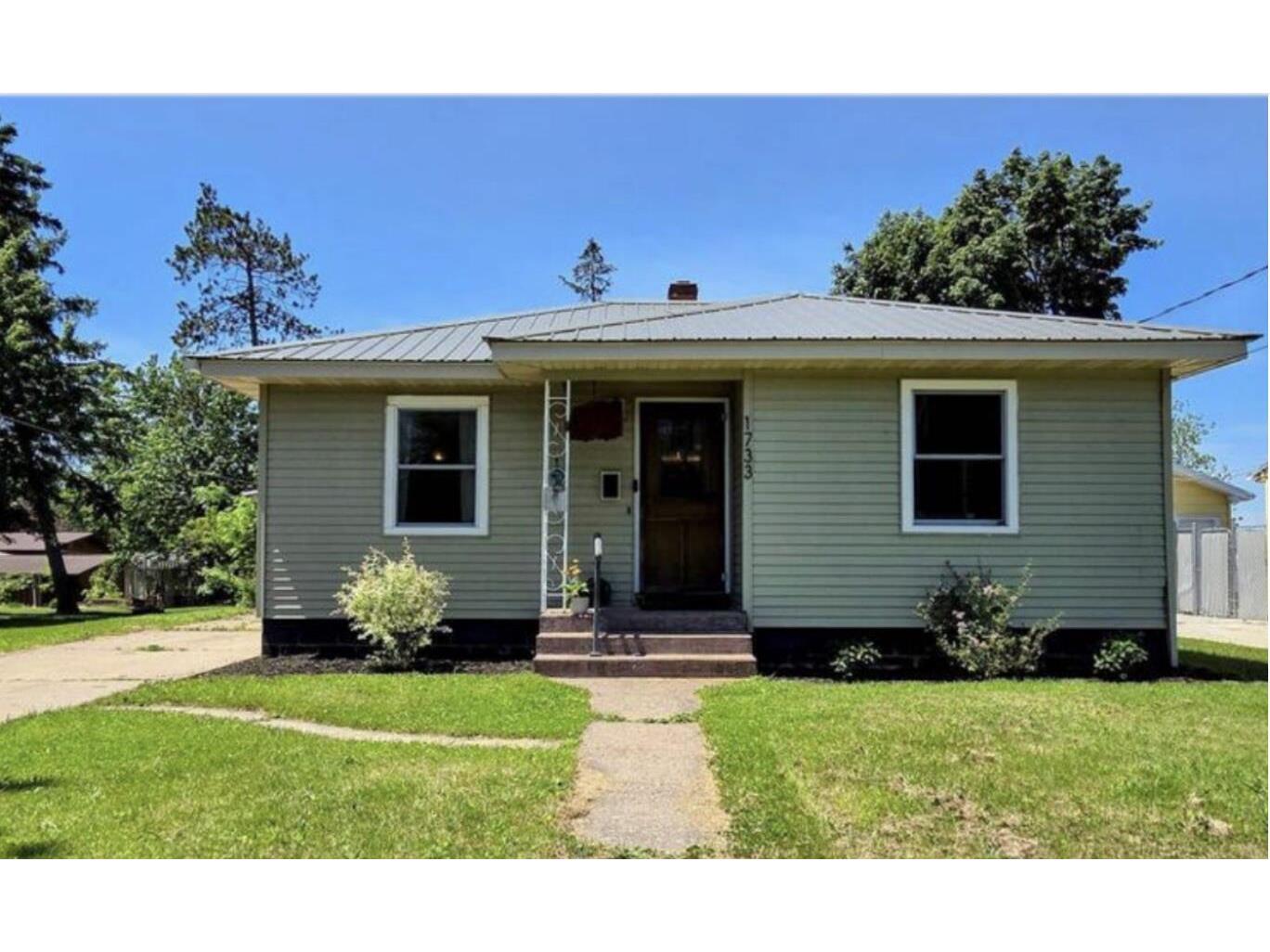 1733 Stoughton Tomah WI 54660 1971167 image1
