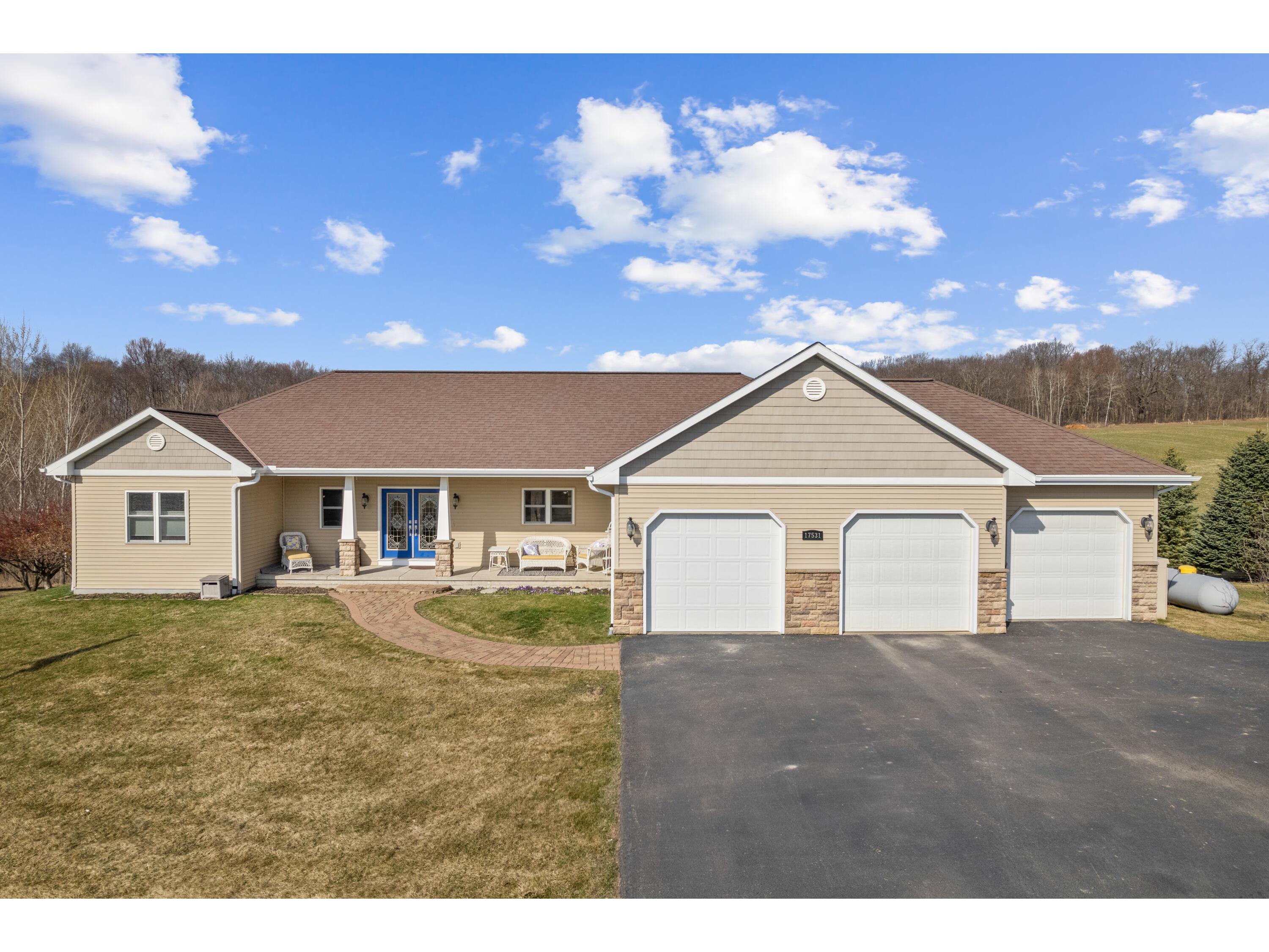 17531 Hemlock Adrian WI 54660 1956627 image47