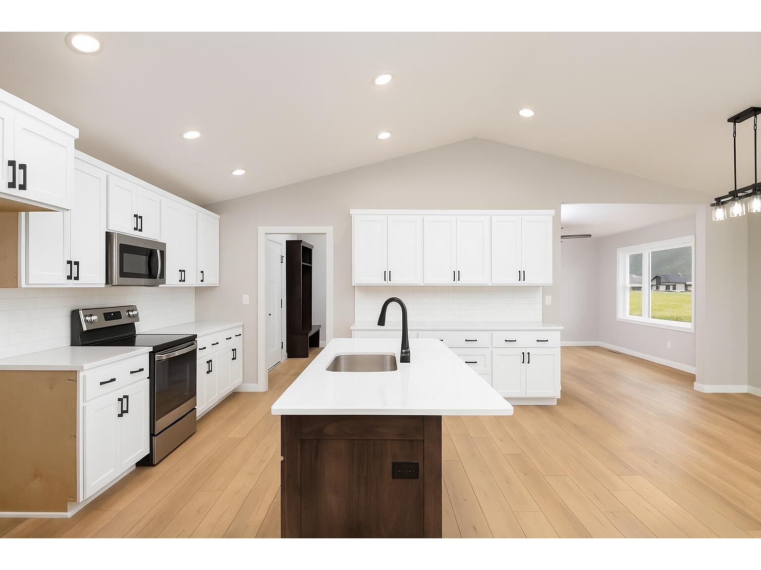 1769 Arches Holmen WI 54636 1935272 image3