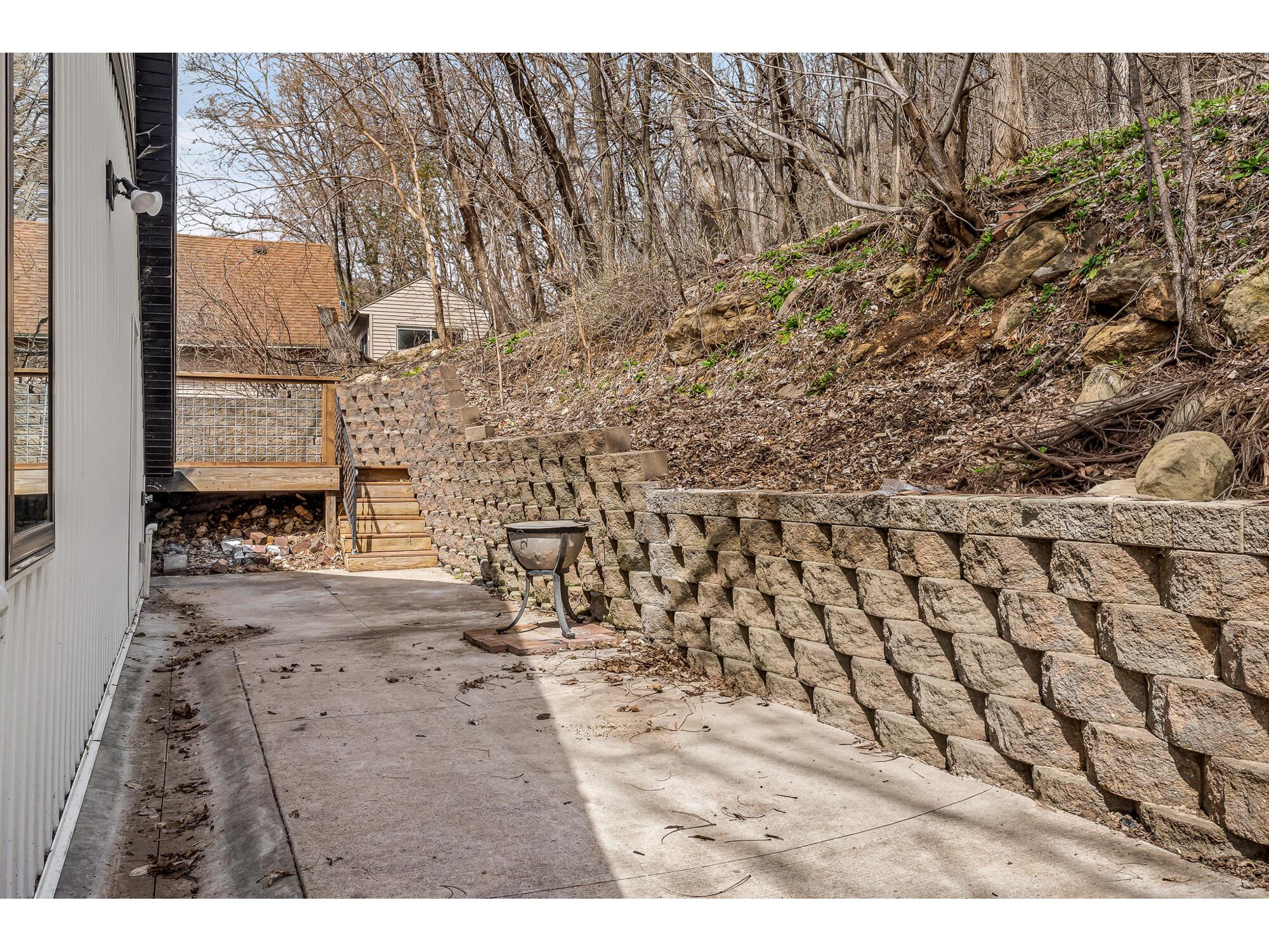 180 S Hill Fountain City WI 54629 1956861 image32