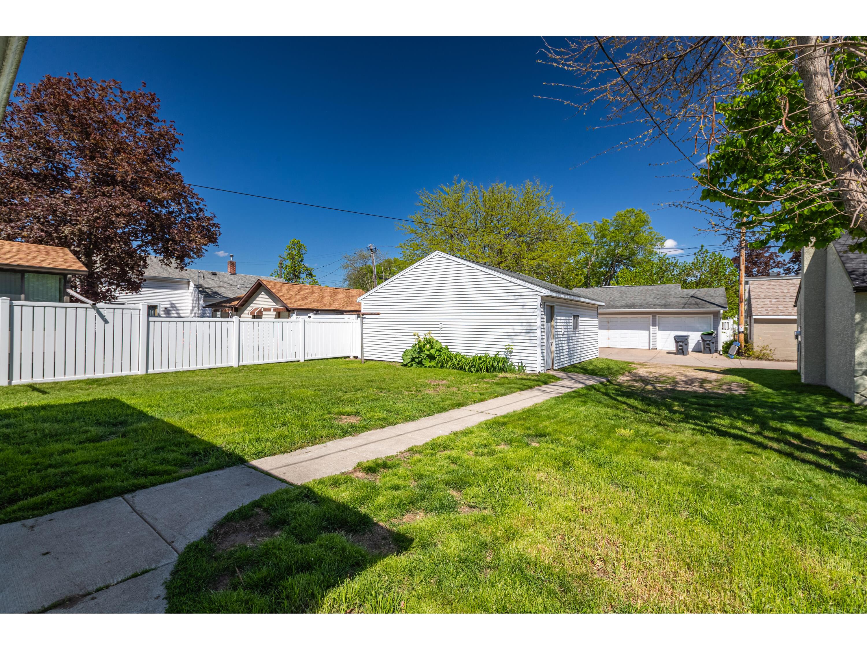 1809 19th La Crosse WI 54601 1961626 image14