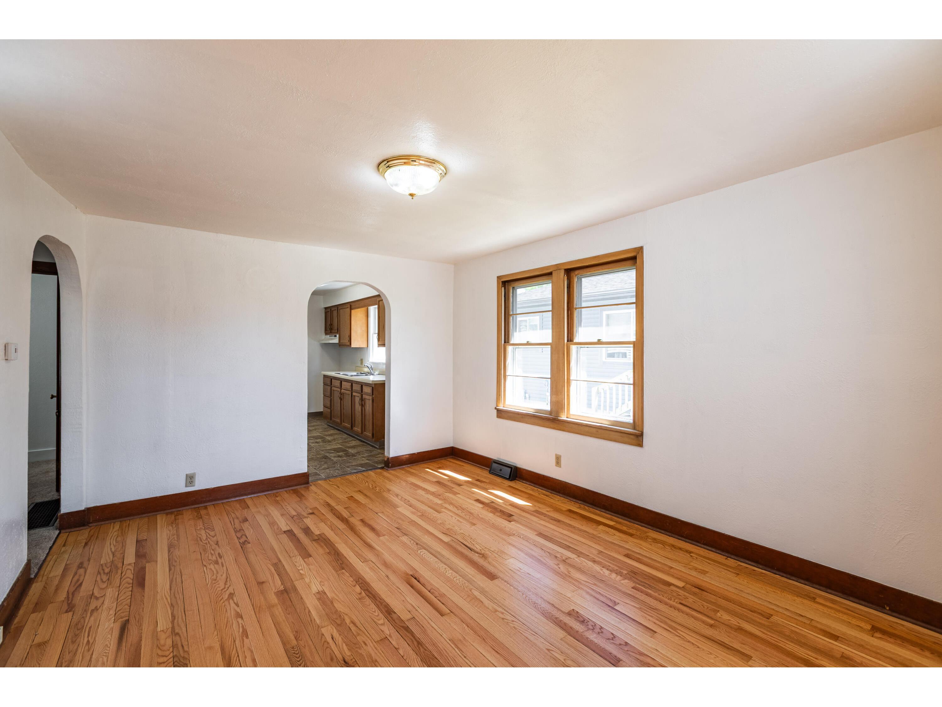 1809 19th La Crosse WI 54601 1961626 image3
