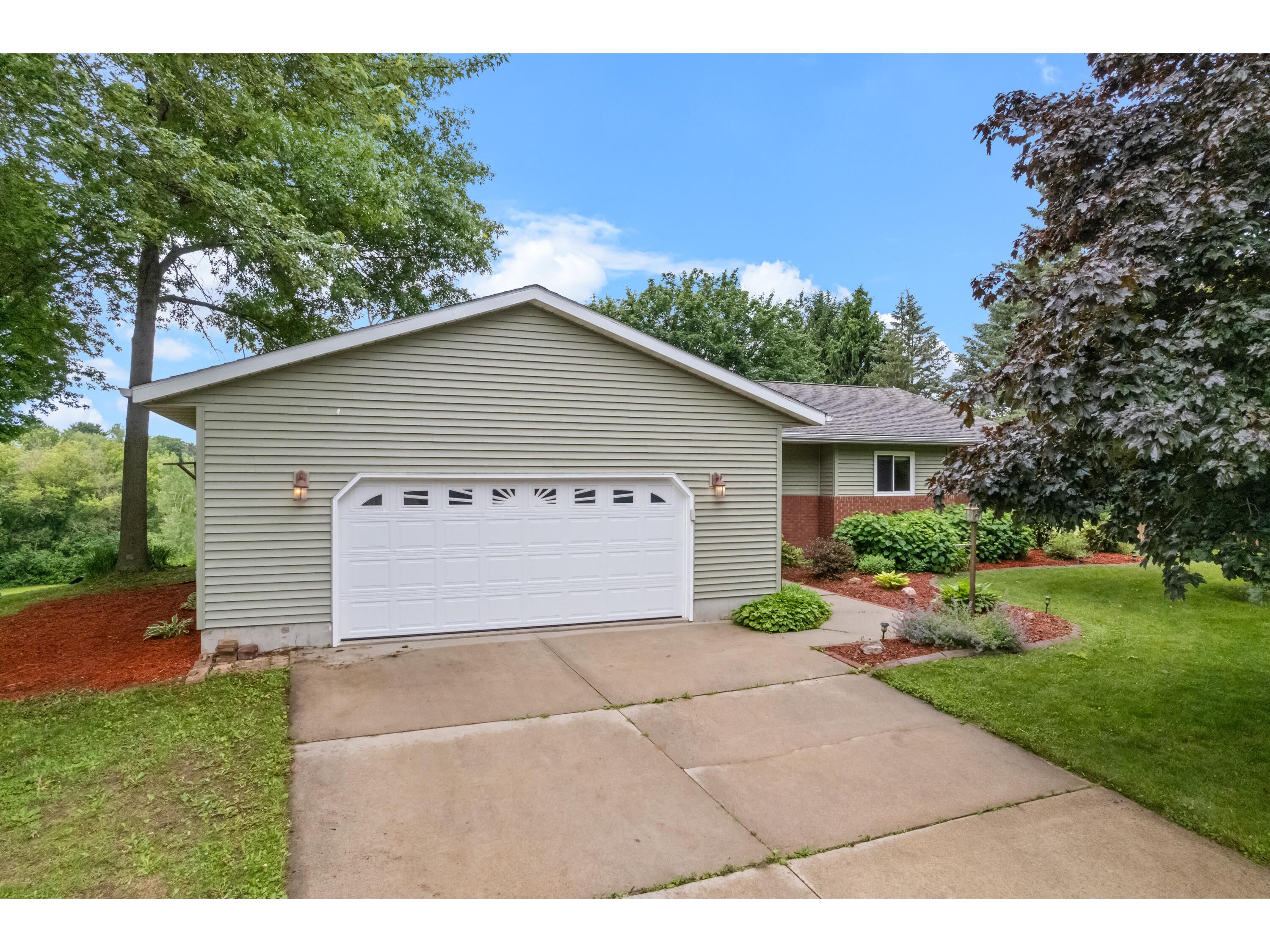 1810 Grumann Tomah WI 54660 1968037 image1