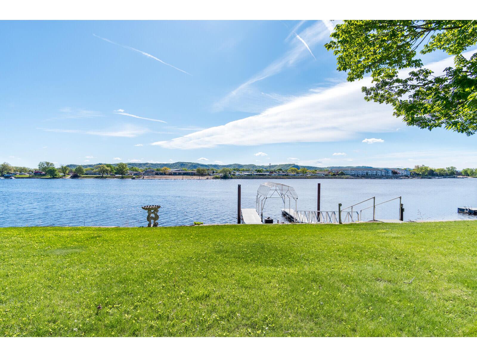 1812 Nakomis Campbell WI 54603 1961624 image12