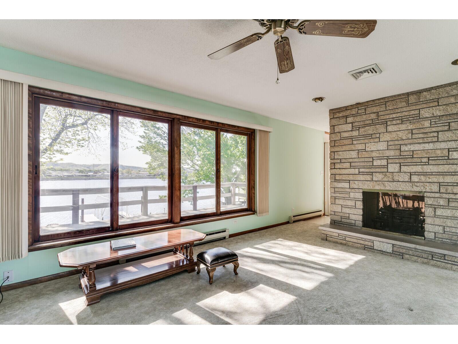 1812 Nakomis Campbell WI 54603 1961624 image17