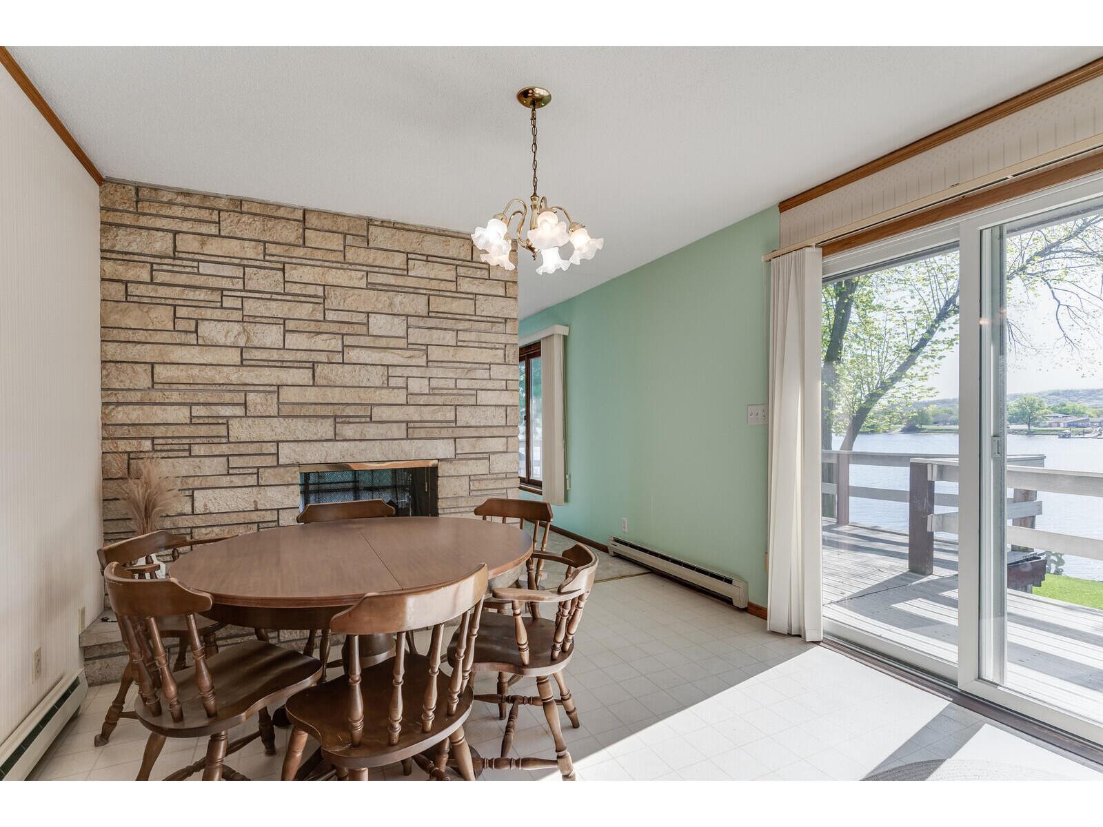 1812 Nakomis Campbell WI 54603 1961624 image22