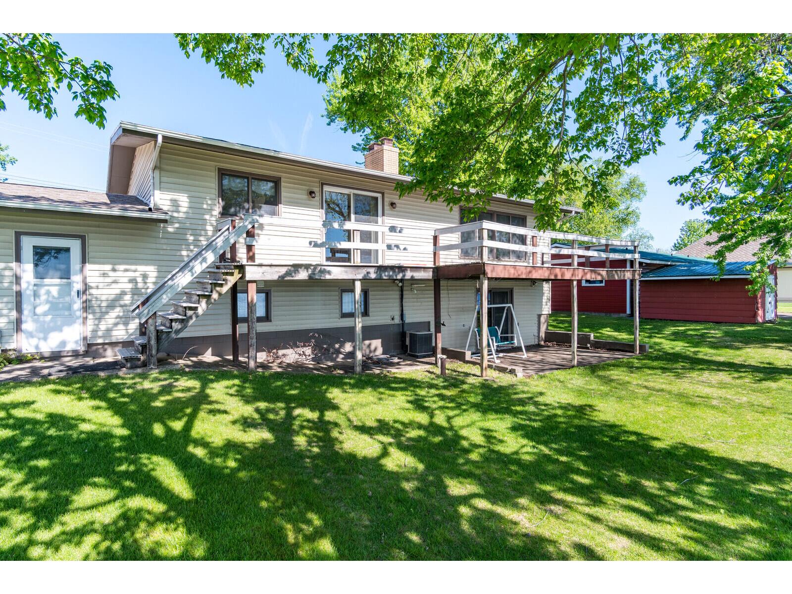 1812 Nakomis Campbell WI 54603 1961624 image5
