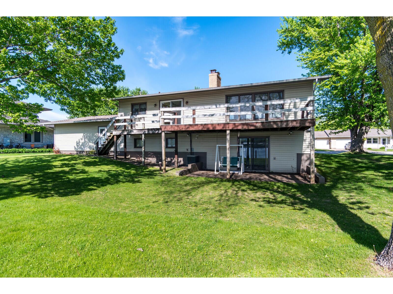 1812 Nakomis Campbell WI 54603 1961624 image6