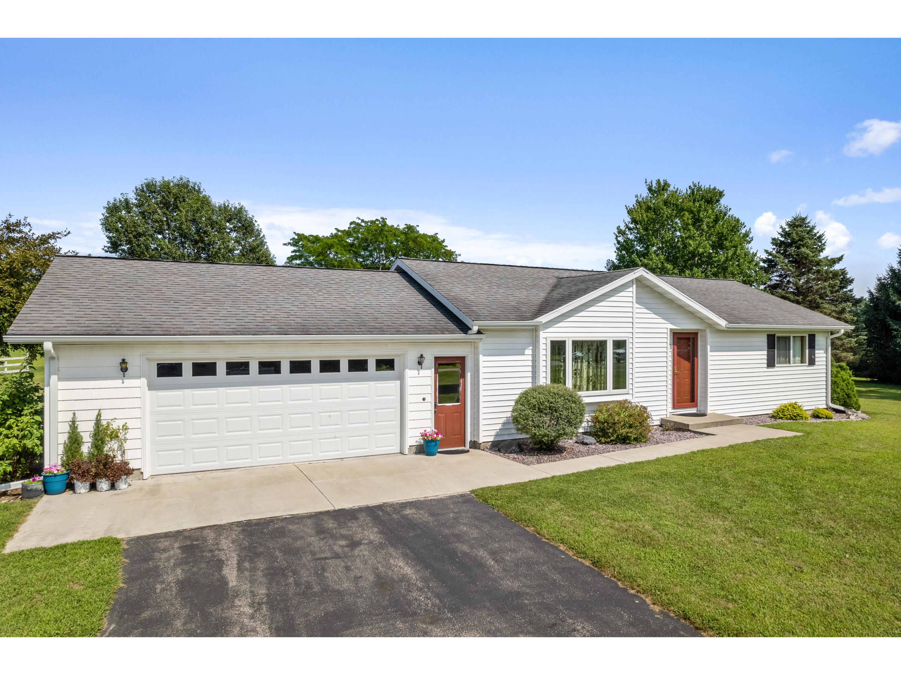 18184 Iceland Sparta WI 54656 1929059 image1