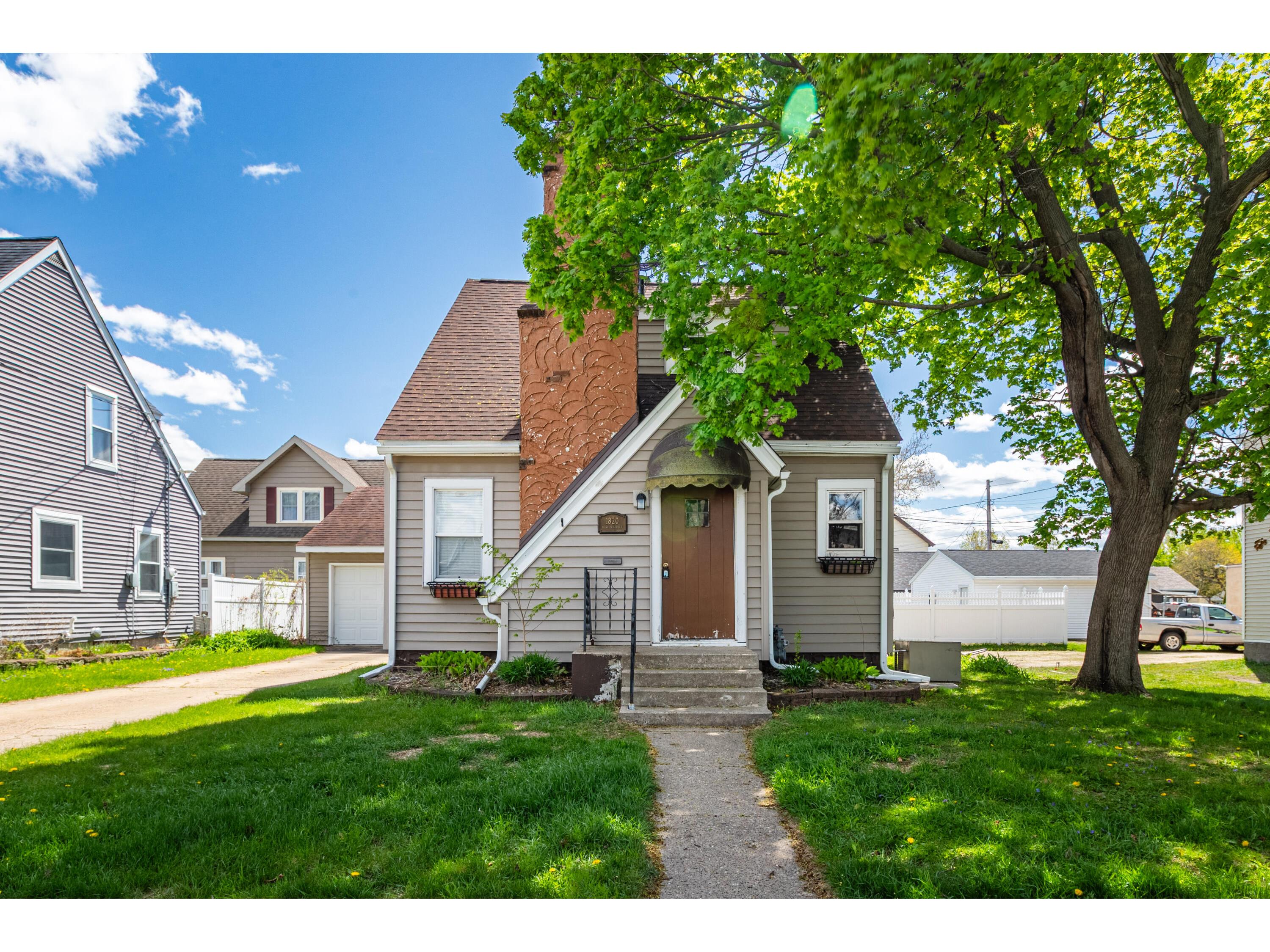 1820 Denton La Crosse WI 54601 1960849 image1