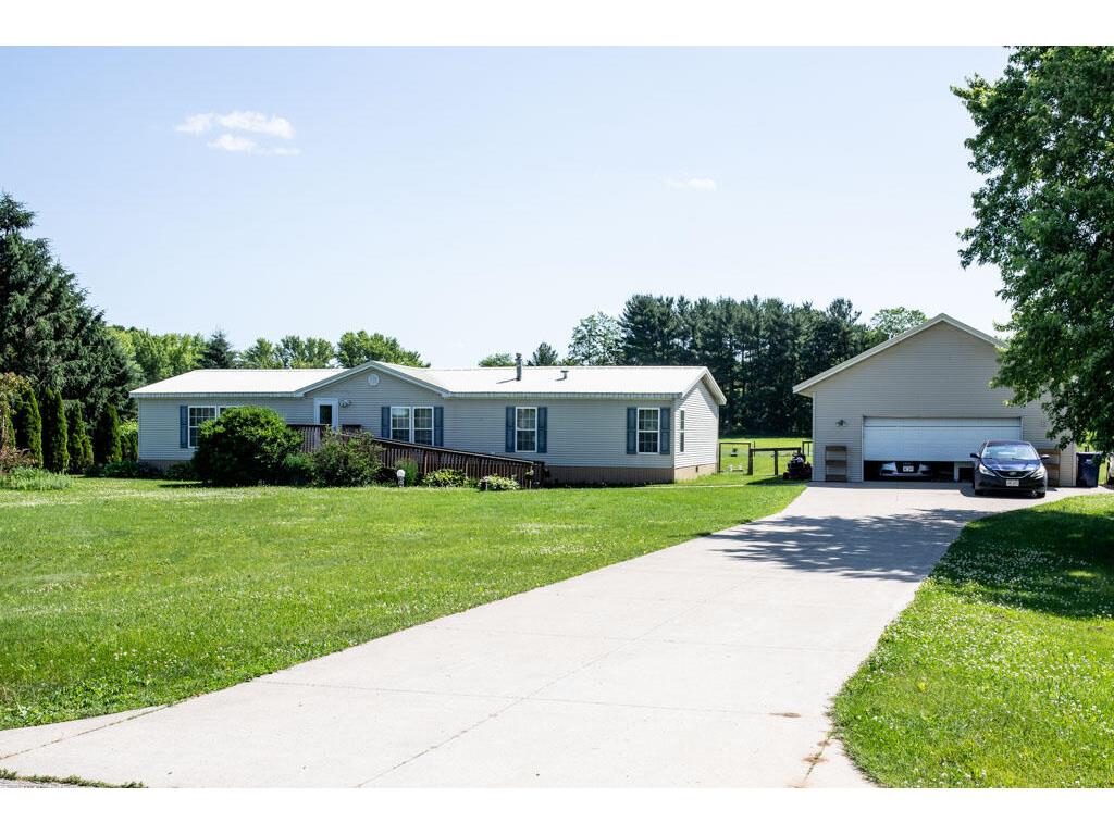 18240 Iceland Sparta WI 54656 1923378 image1