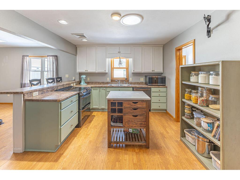 1826 21st La Crosse WI 54601 1954444 image10