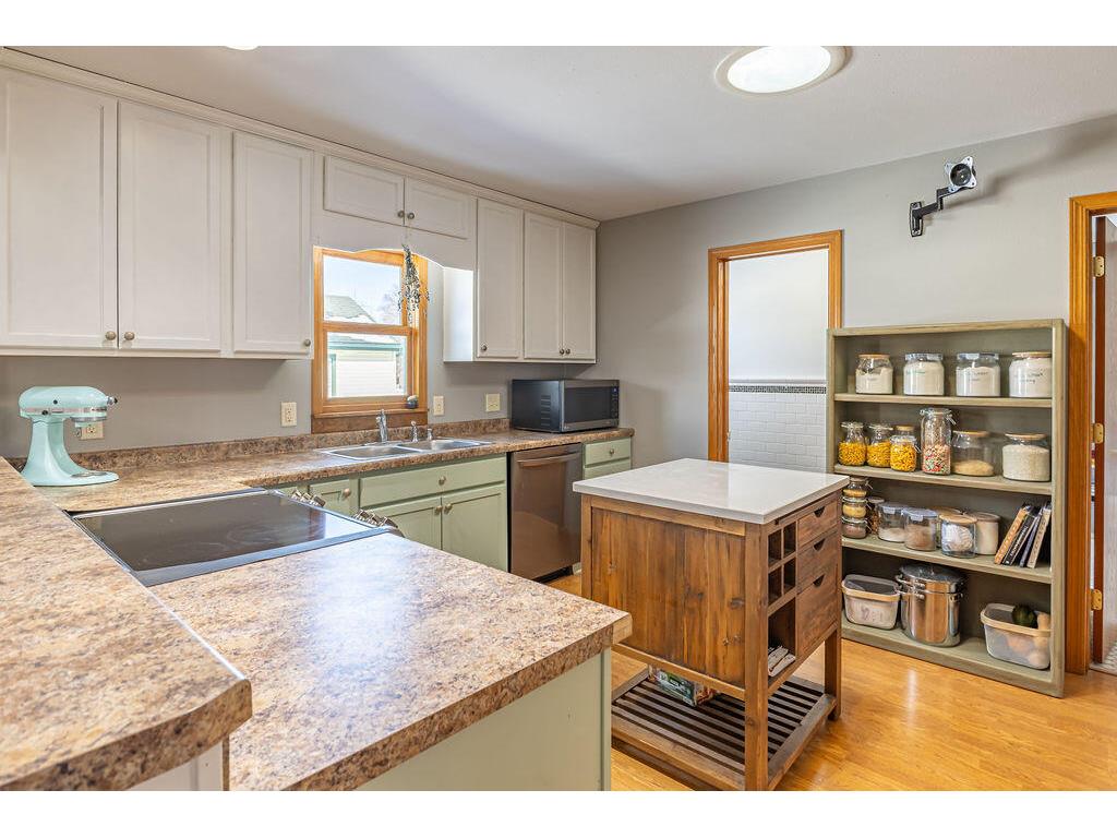 1826 21st La Crosse WI 54601 1954444 image14