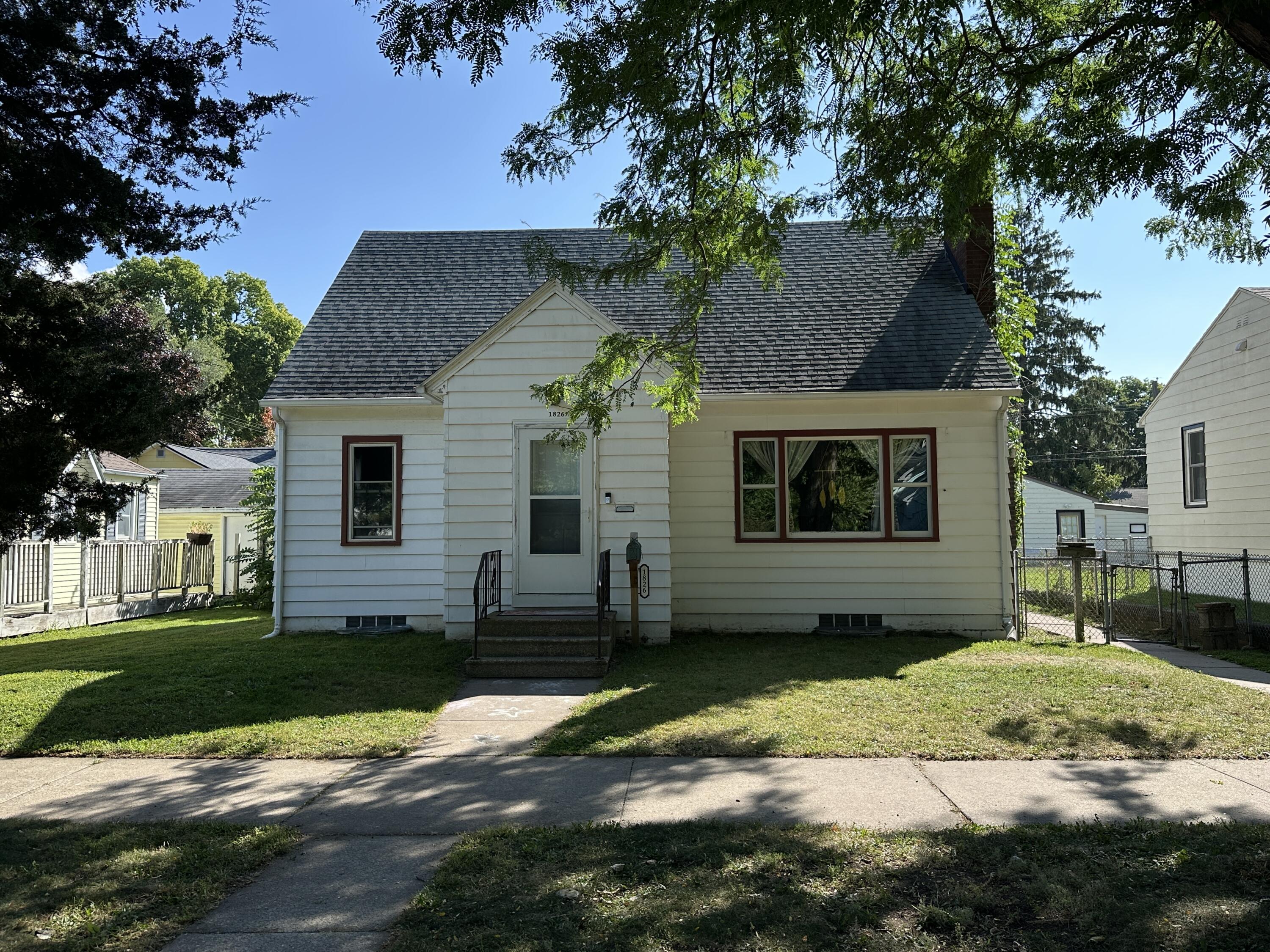 1826 Avon La Crosse WI 54603 1933712 image1